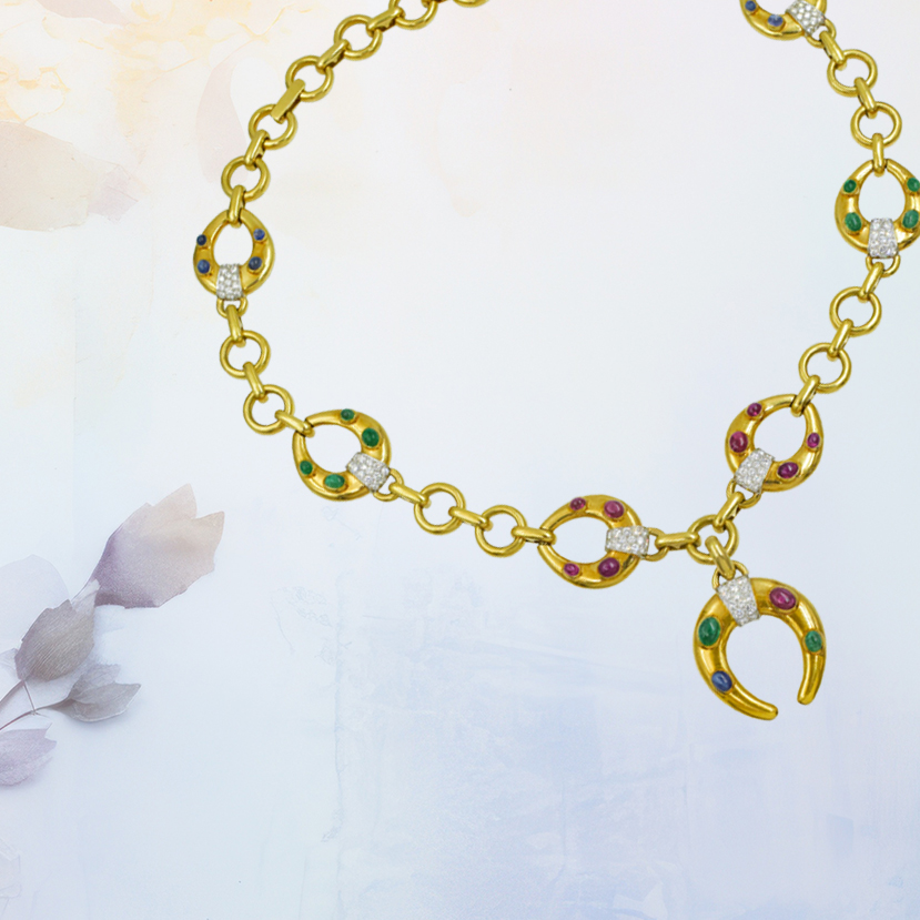 Necklaces & Pendants