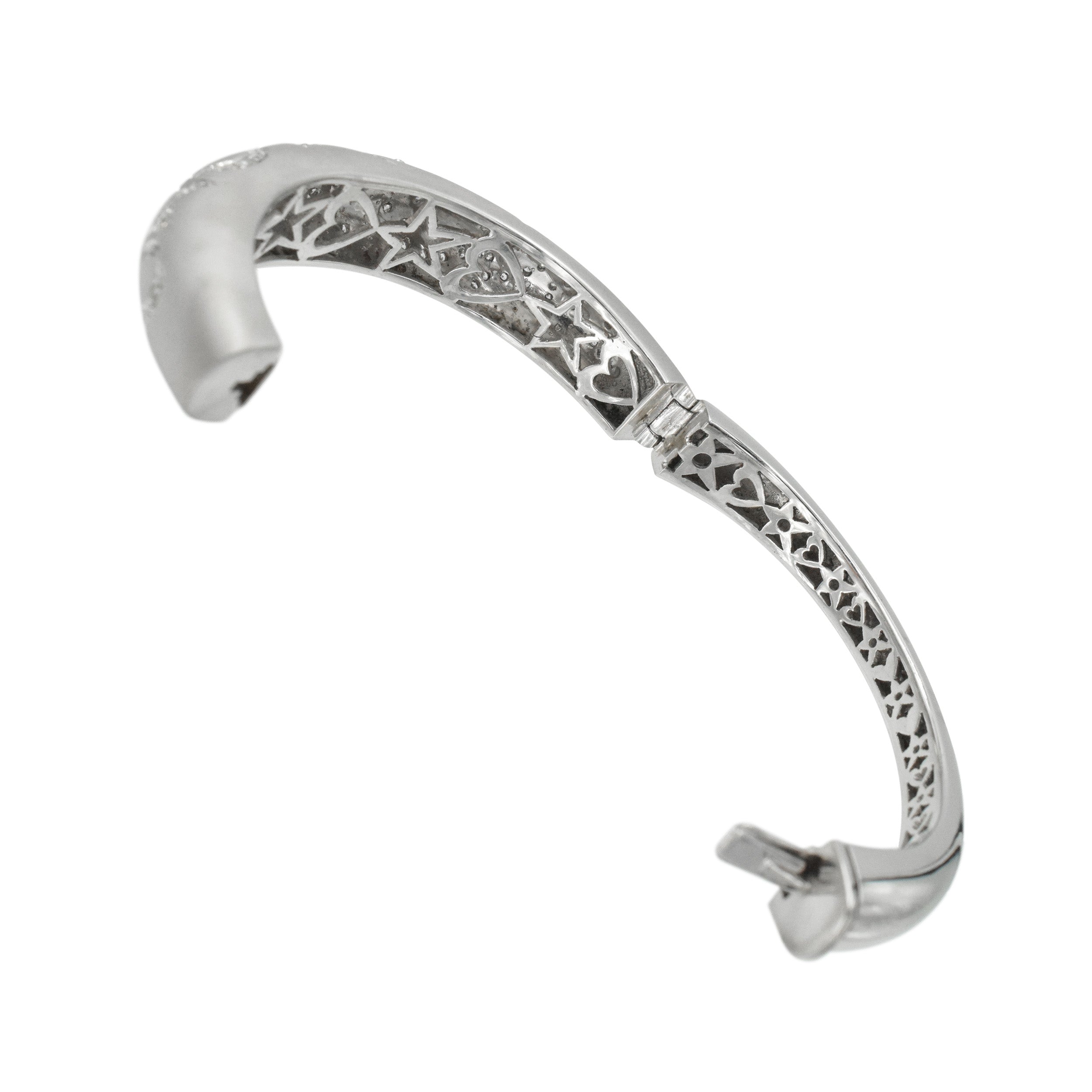 Diamond bangle bracelet crafted in 18k white gold.