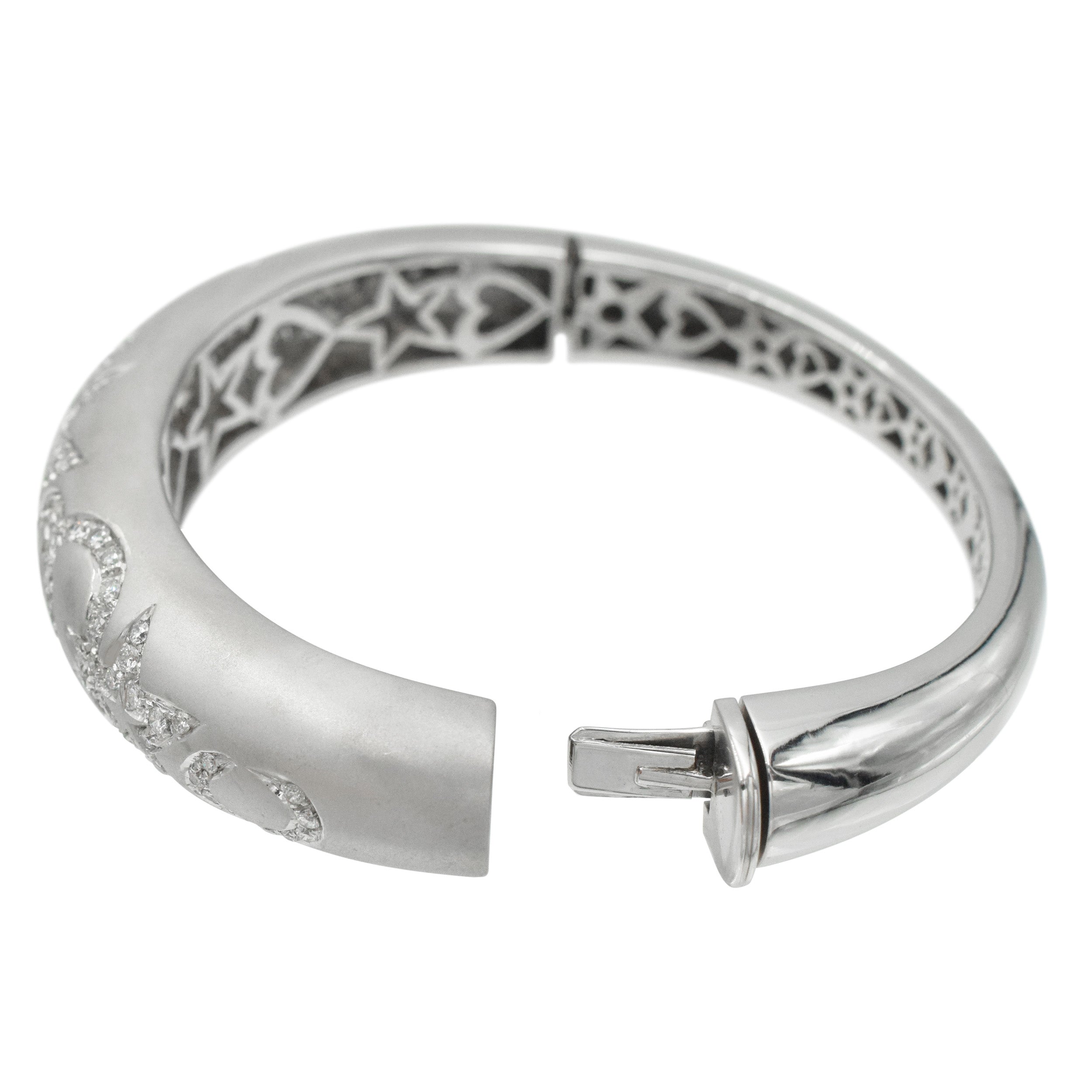 Diamond bangle bracelet crafted in 18k white gold.