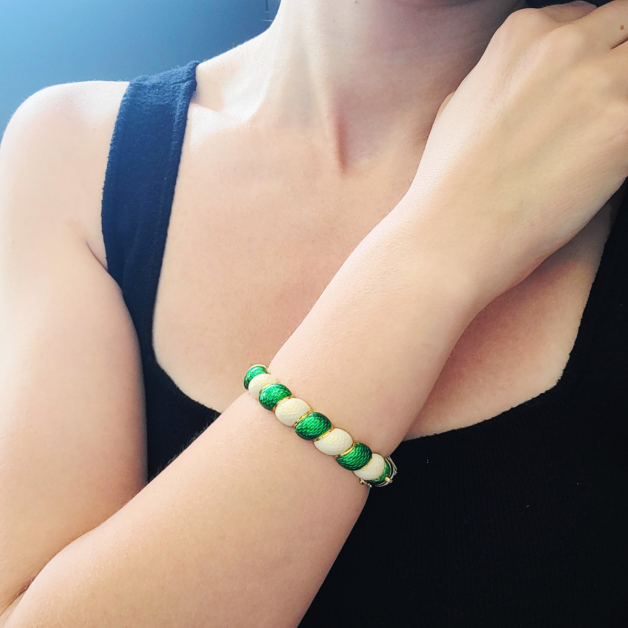 Tiffany&Co. Green And White Enamel Bracelet Crafted In 18K Yellow Gold