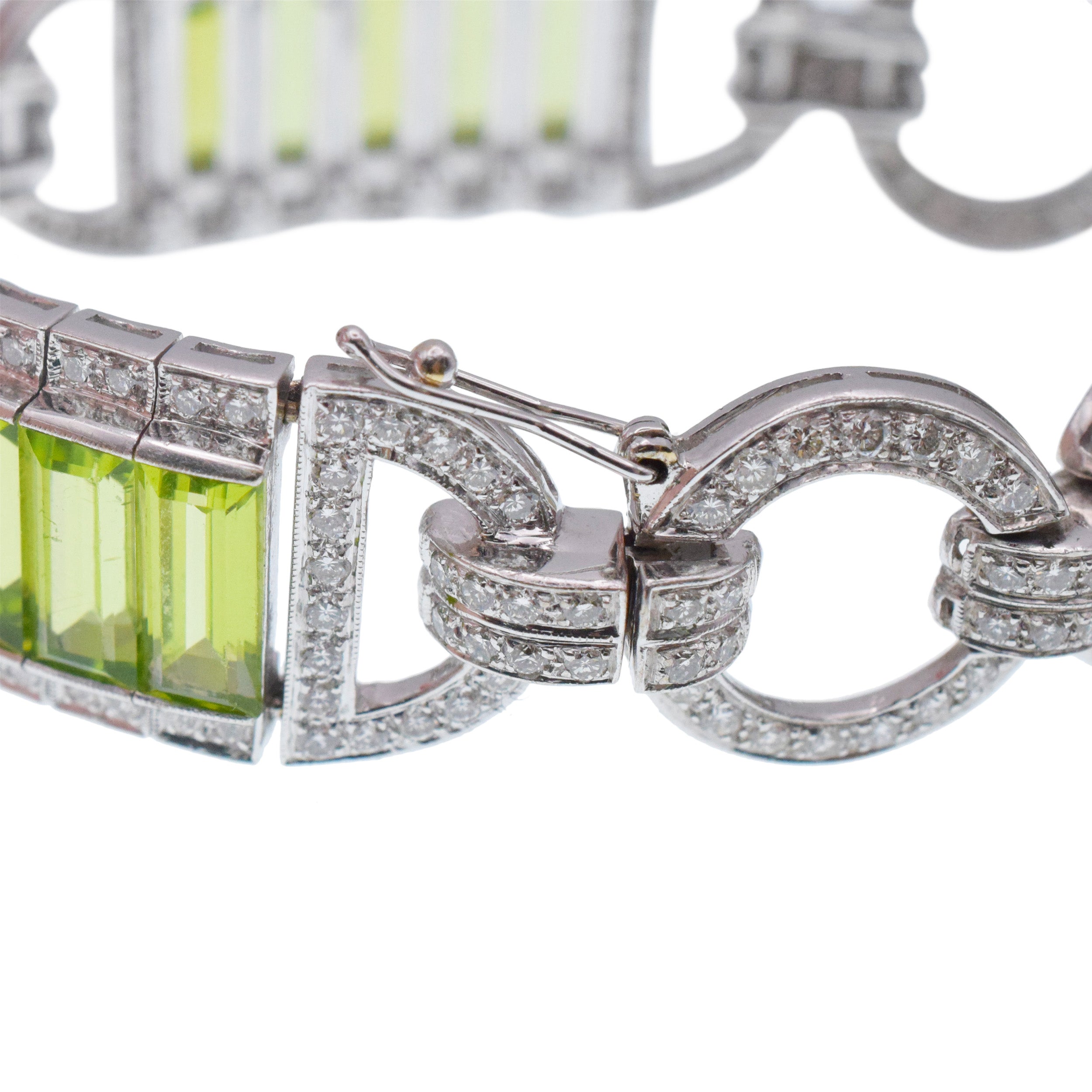 Diamond And Peridot Bracelet In 18k White Gold