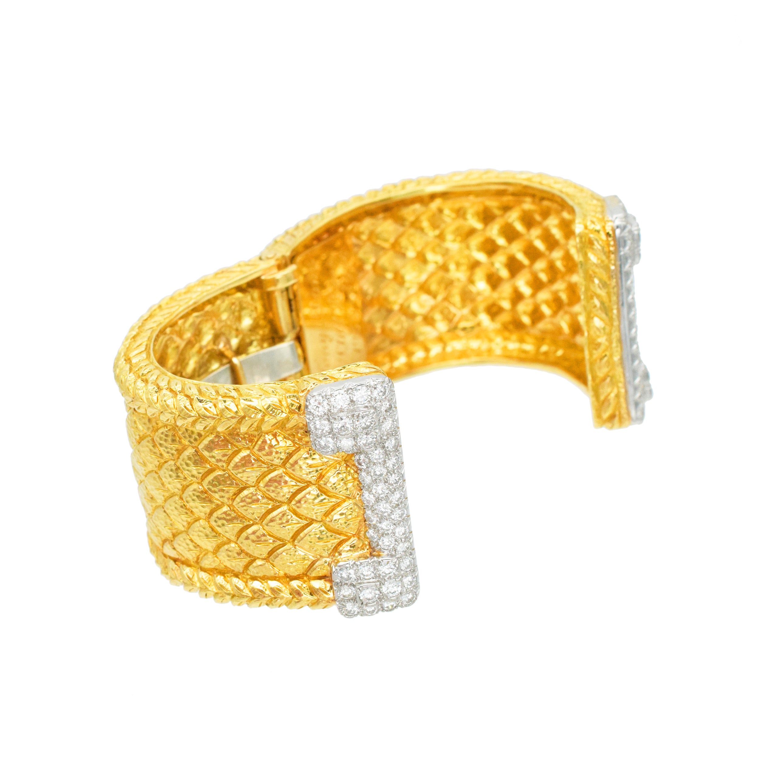 David Webb 18k Yellow Gold Fish Scale Cuff Bracelet With Diamond And Platinum Accents