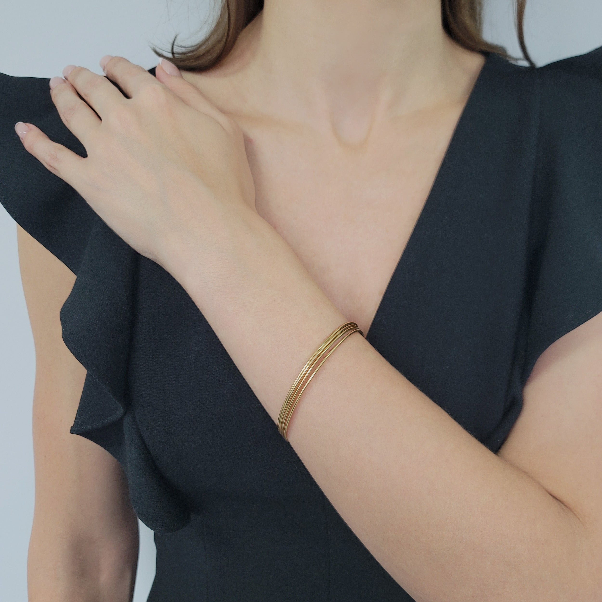18k Yellow Gold Multi Band Bangle Bracelet In 18k Yellow Gold