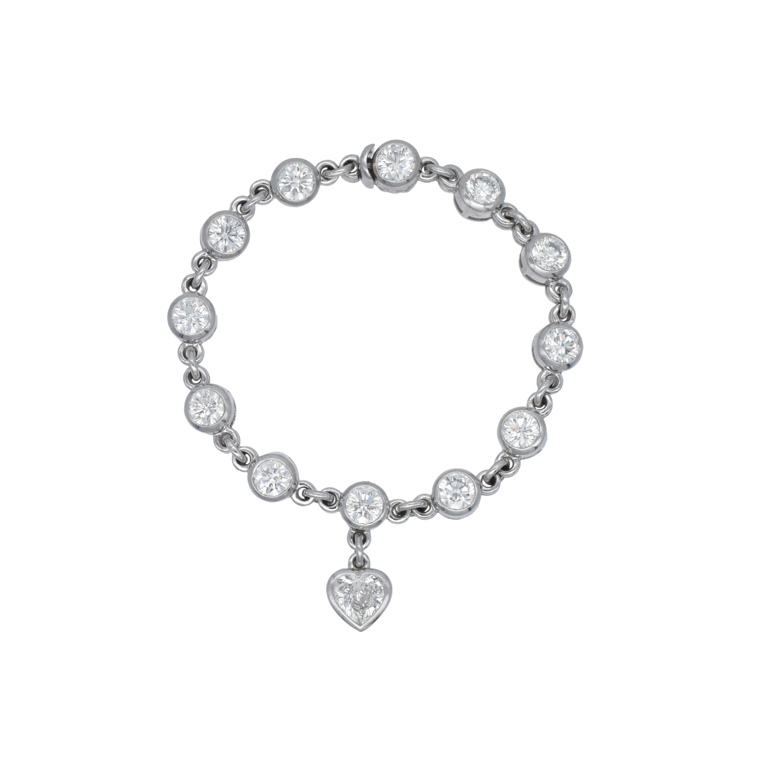 Graff Diamond Heart Charm Bracelet In Platinum