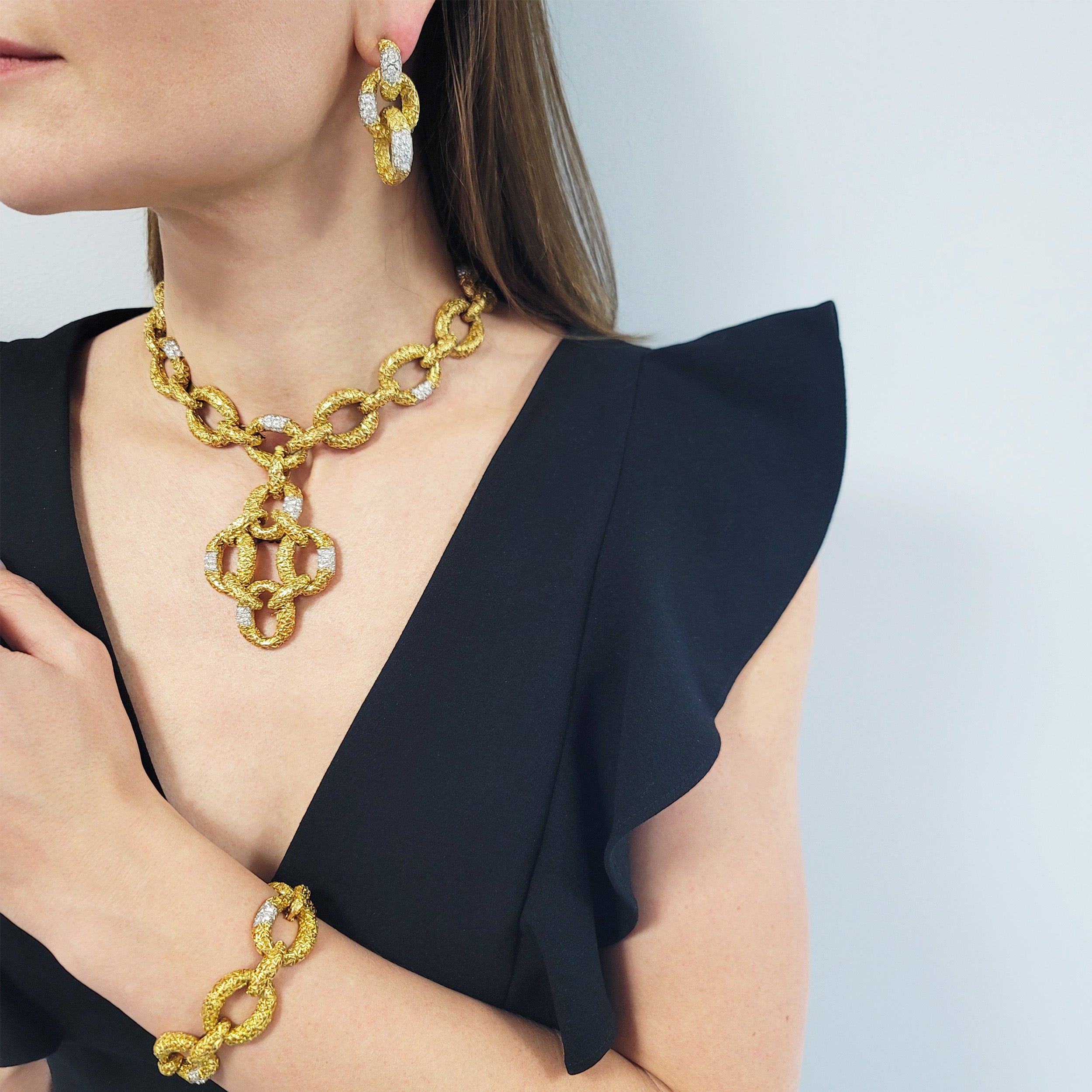 Van Cleef & Arpels 'Chevalerie' Diamond And 18k Gold Suite