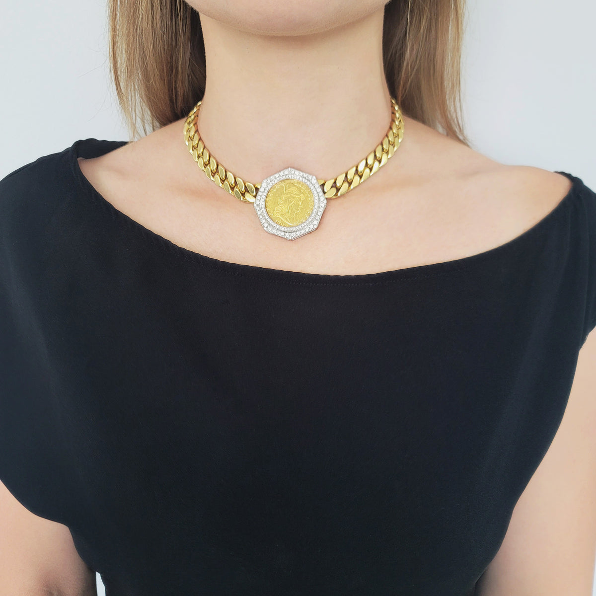 Bulgari American gold coin and diamond necklace in 18k yellow gold