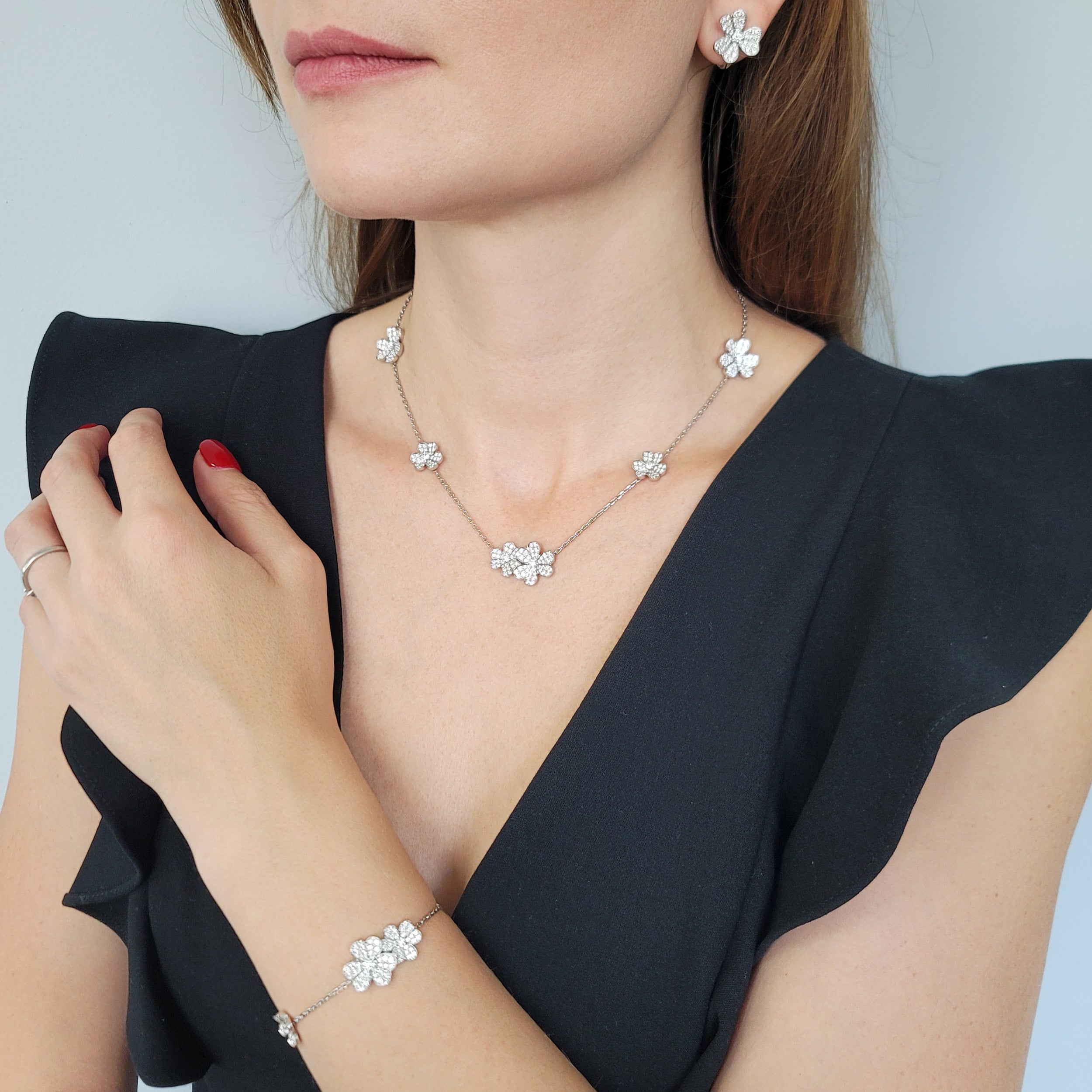 Van Cleef & Aprels Diamond Frivole Necklace and Bracelet Set In 18k White Gold