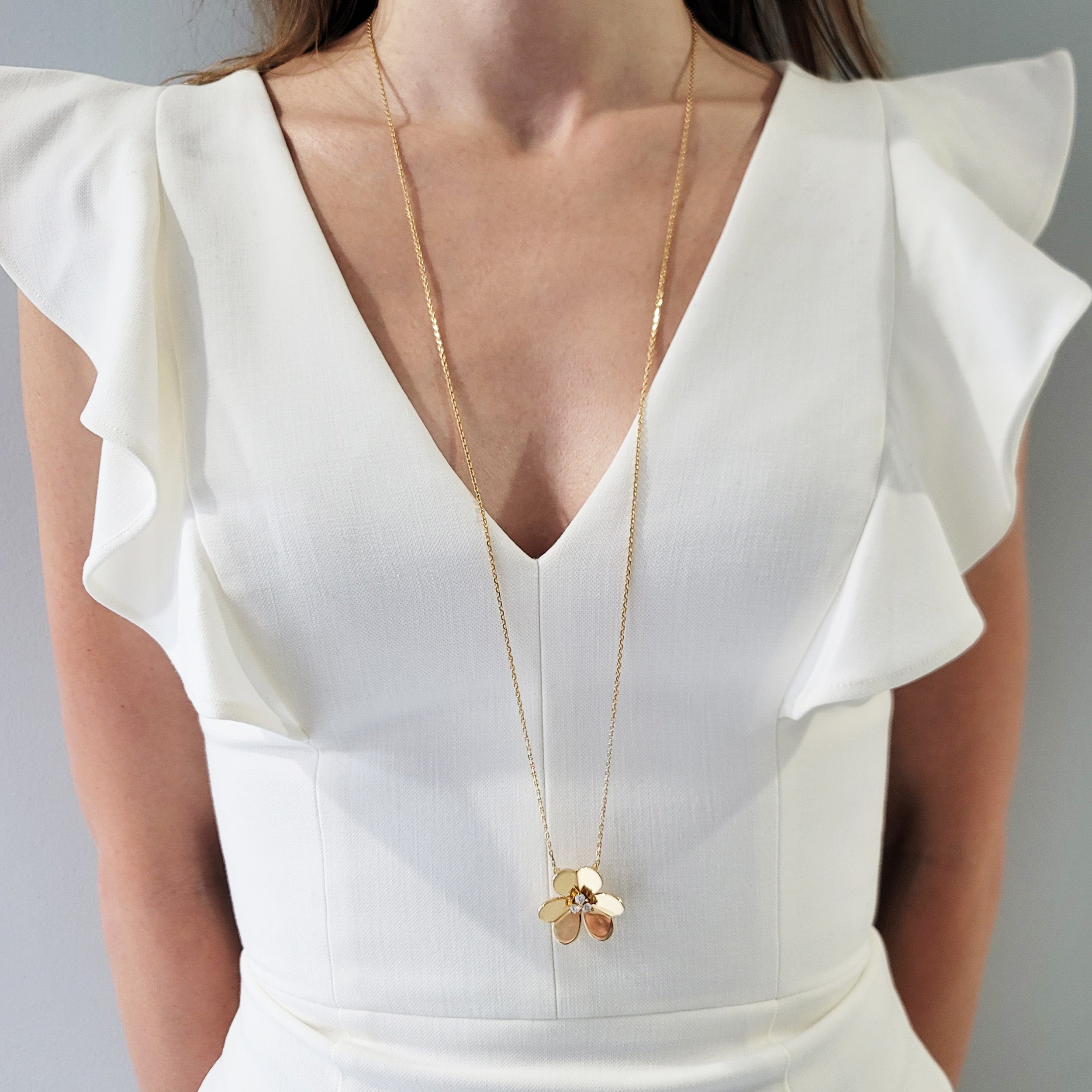 Van Cleef & Arpels 'Frivole' Clip Pendant / Brooch In 18k Yellow Gold