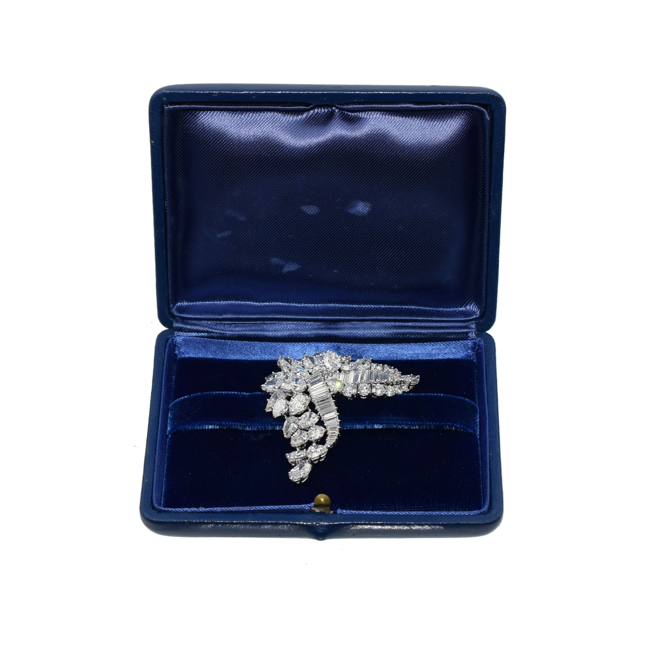 Harry Winston 20.07tcw Diamond Brooch in Platinum. Circa 1965.