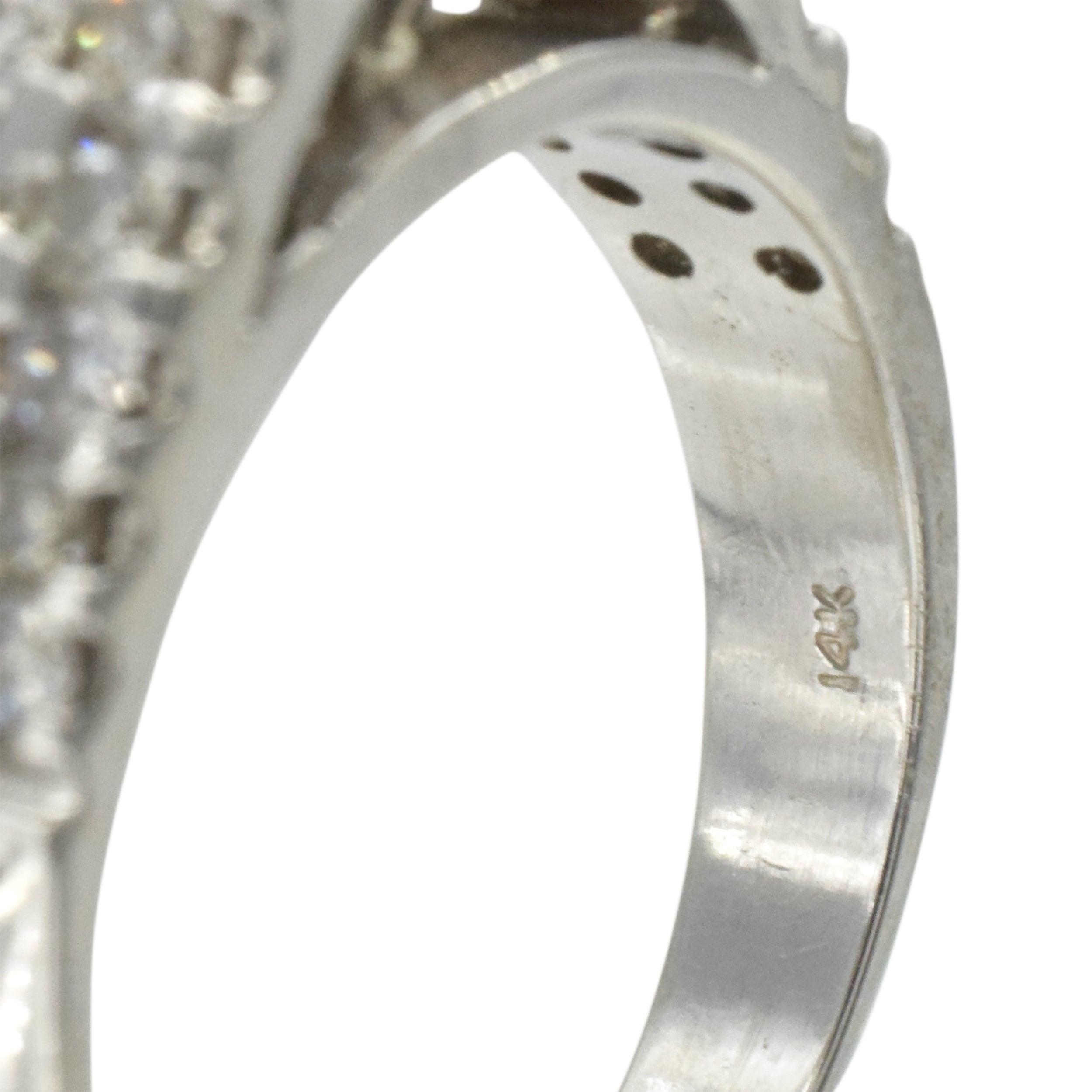 0.60ct Round Brilliant Cut Diamond Engagement Ring In 14k White Gold