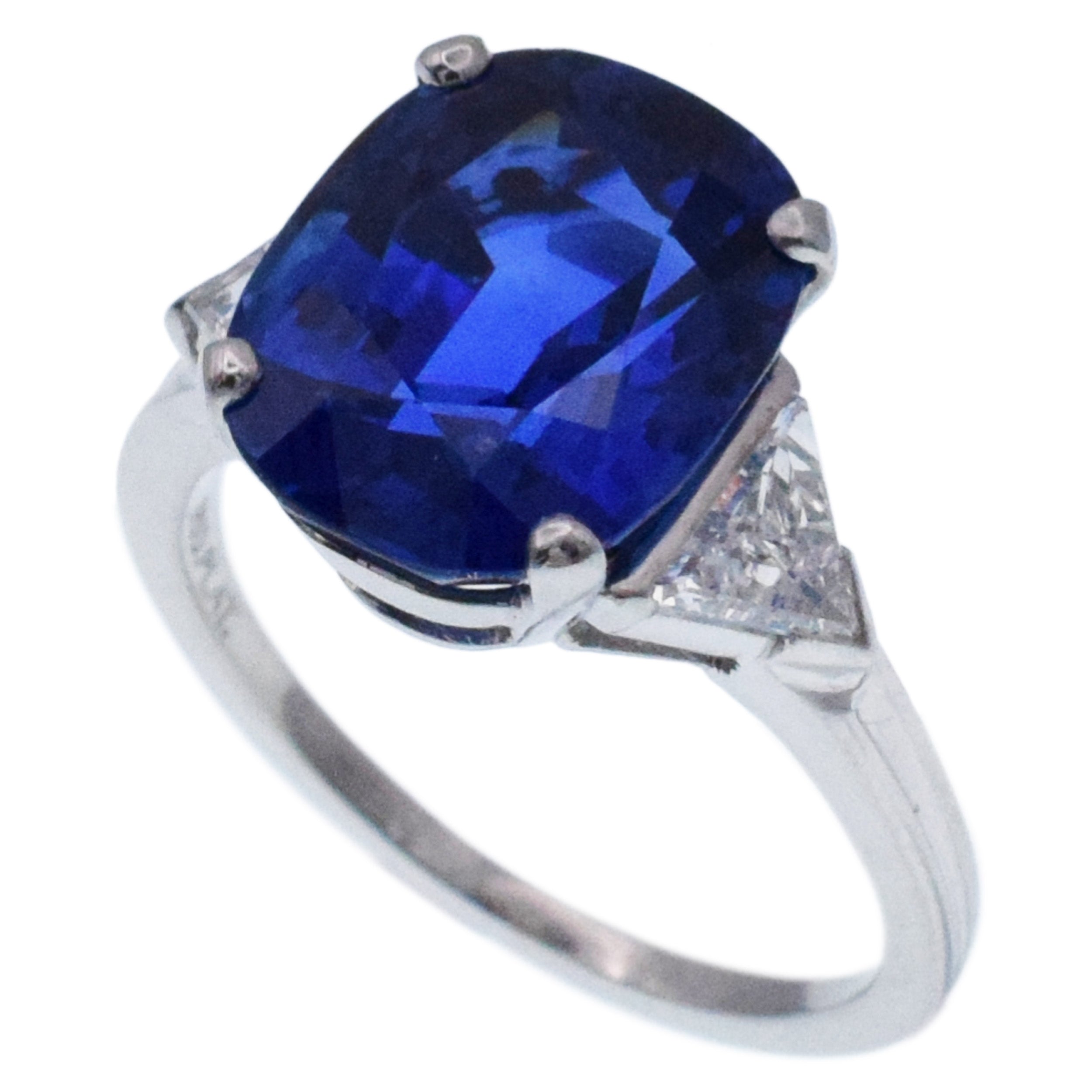 Tiffany&Co. Royal Blue Sapphire And Diamond Ring In Platinum