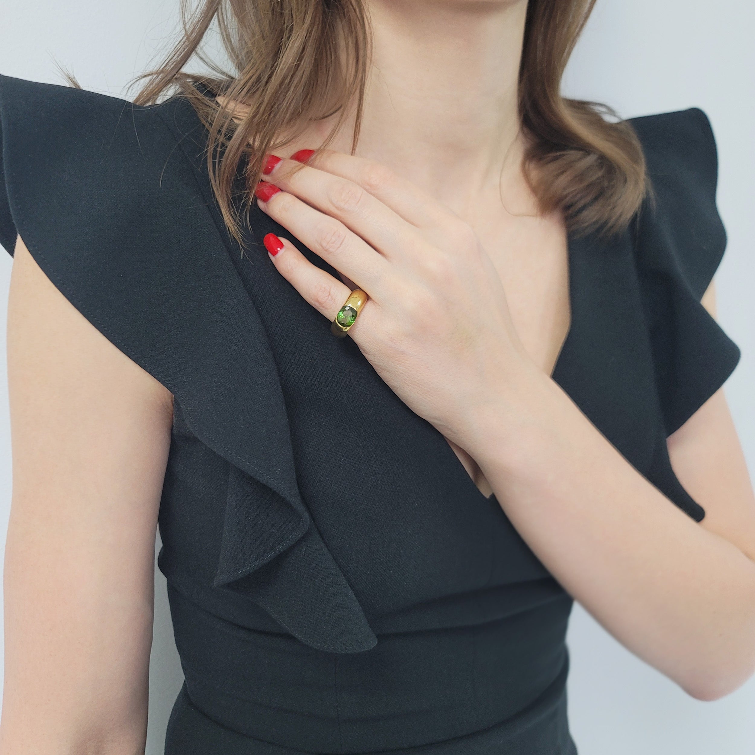 Cartier Ellipse Green Tourmaline Ring In 18k Yellow Gold
