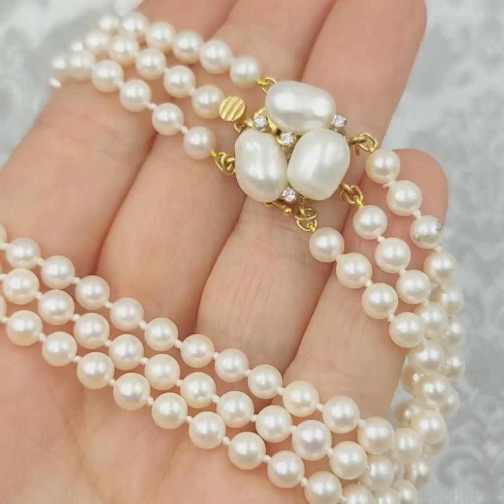 Elegant Pearl Necklace with Yellow Gold Clasp