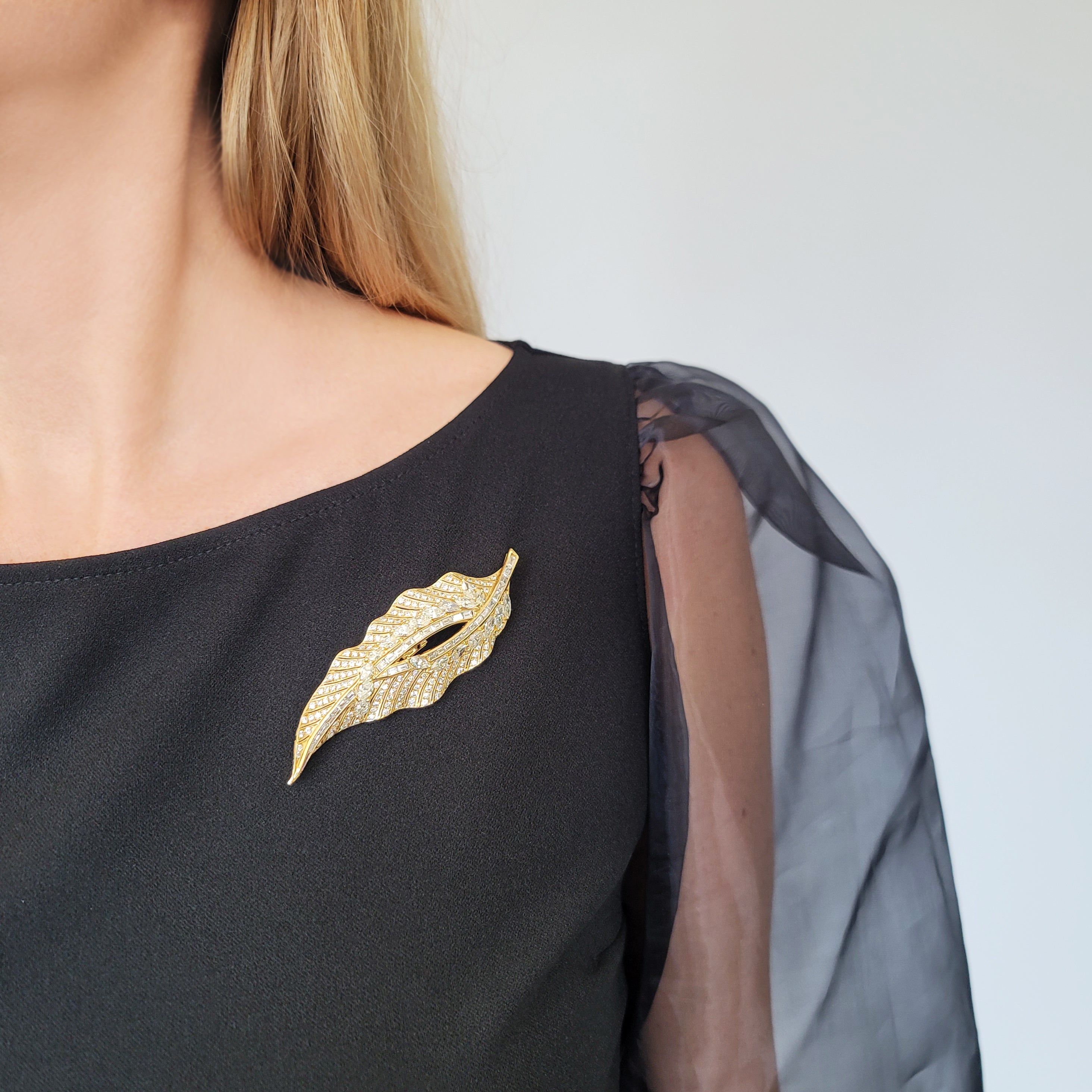 9.50ct Diamond Leaf Brooch and Lapel Pin