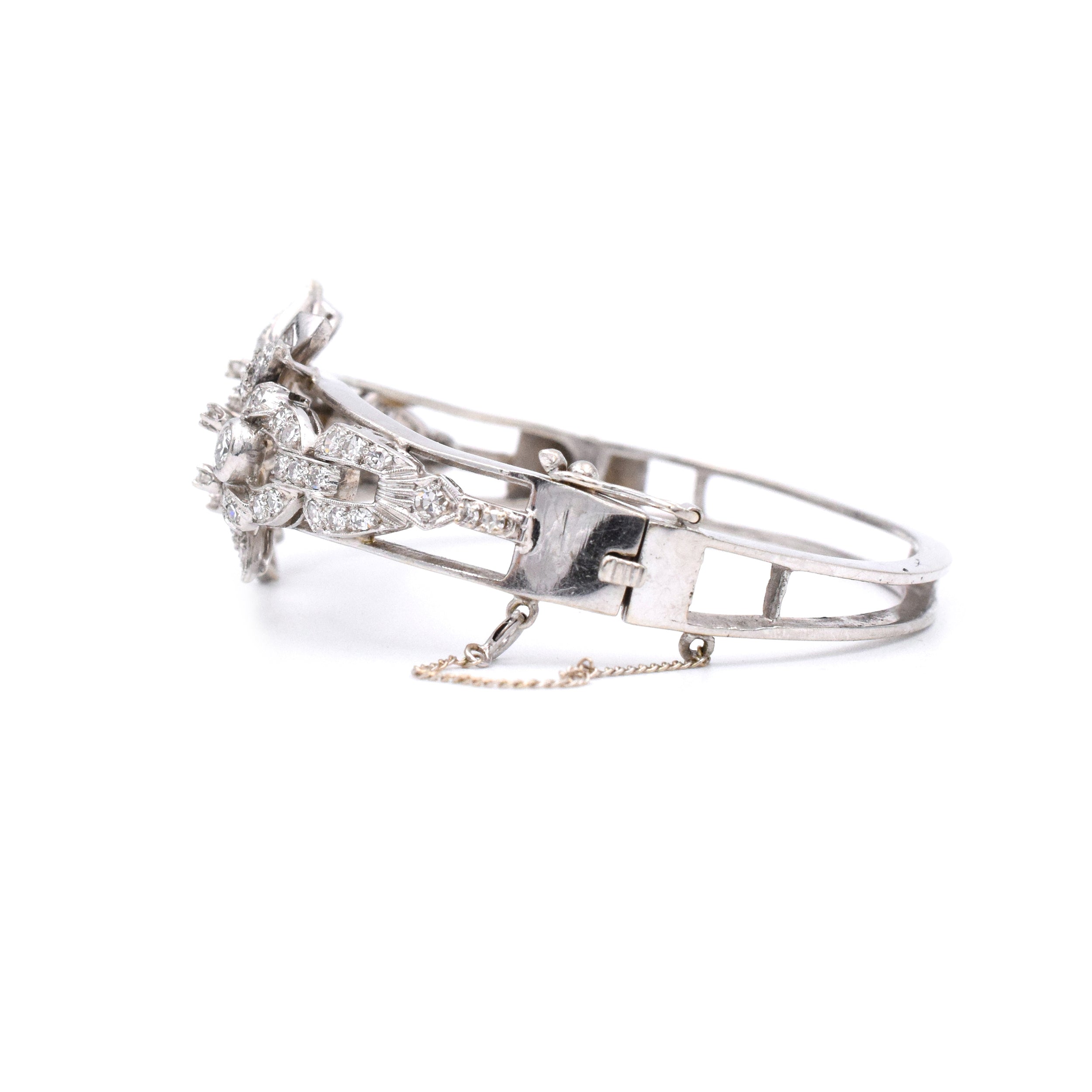 Mid-Century 1.60ct Diamonds Bangle Bracelet in 14k Gold