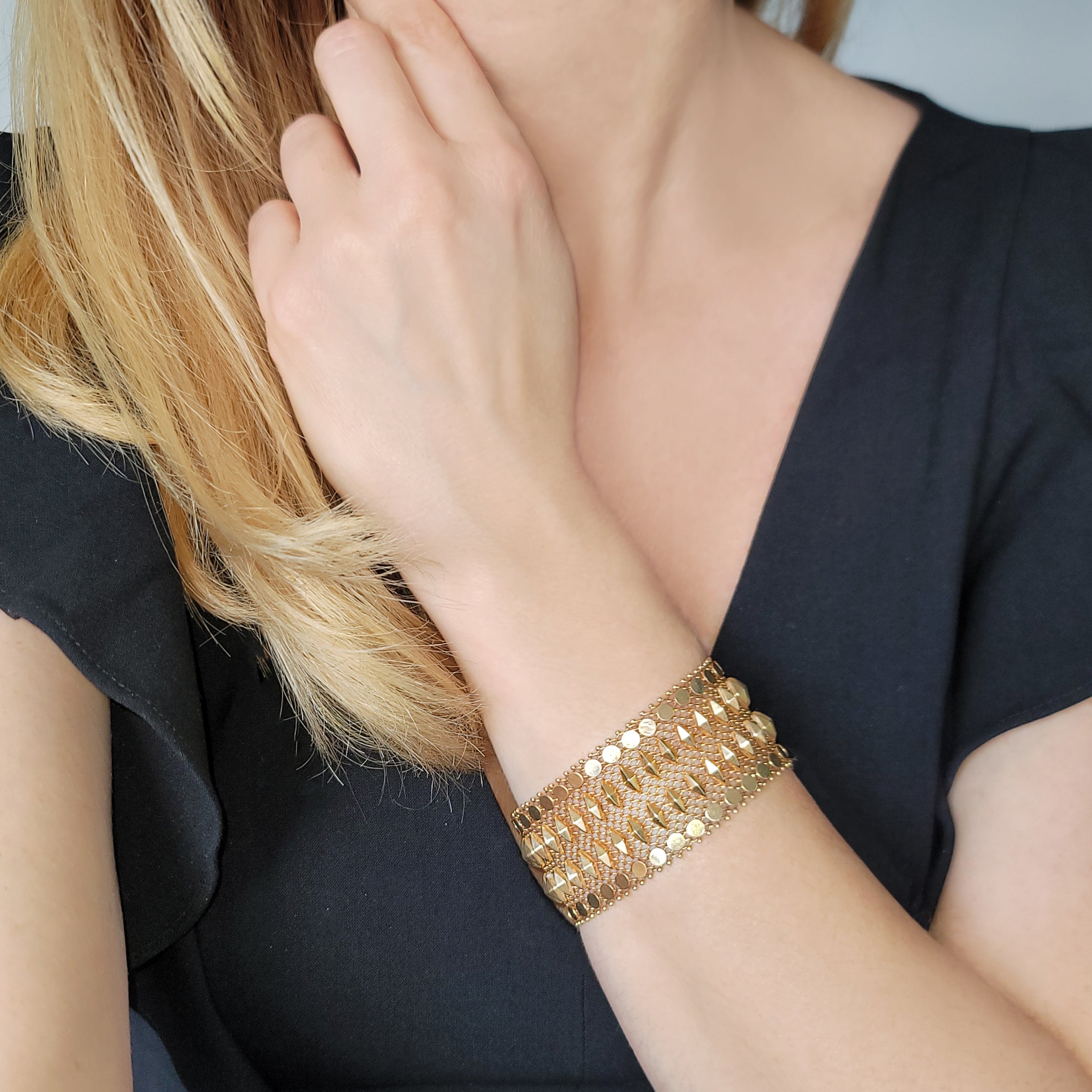 1945's Wide Gold Mesh Bracelet
