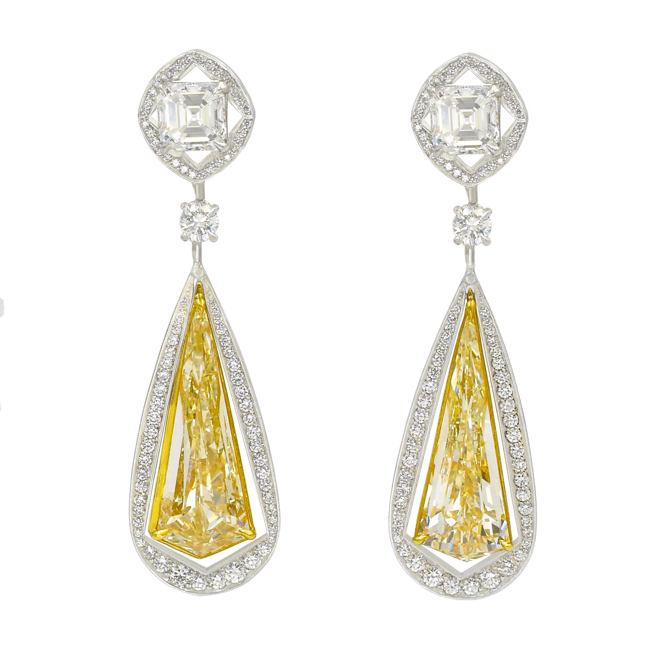 10.49ct Natural Light Fancy Yellow Diamond Pendant Earrings