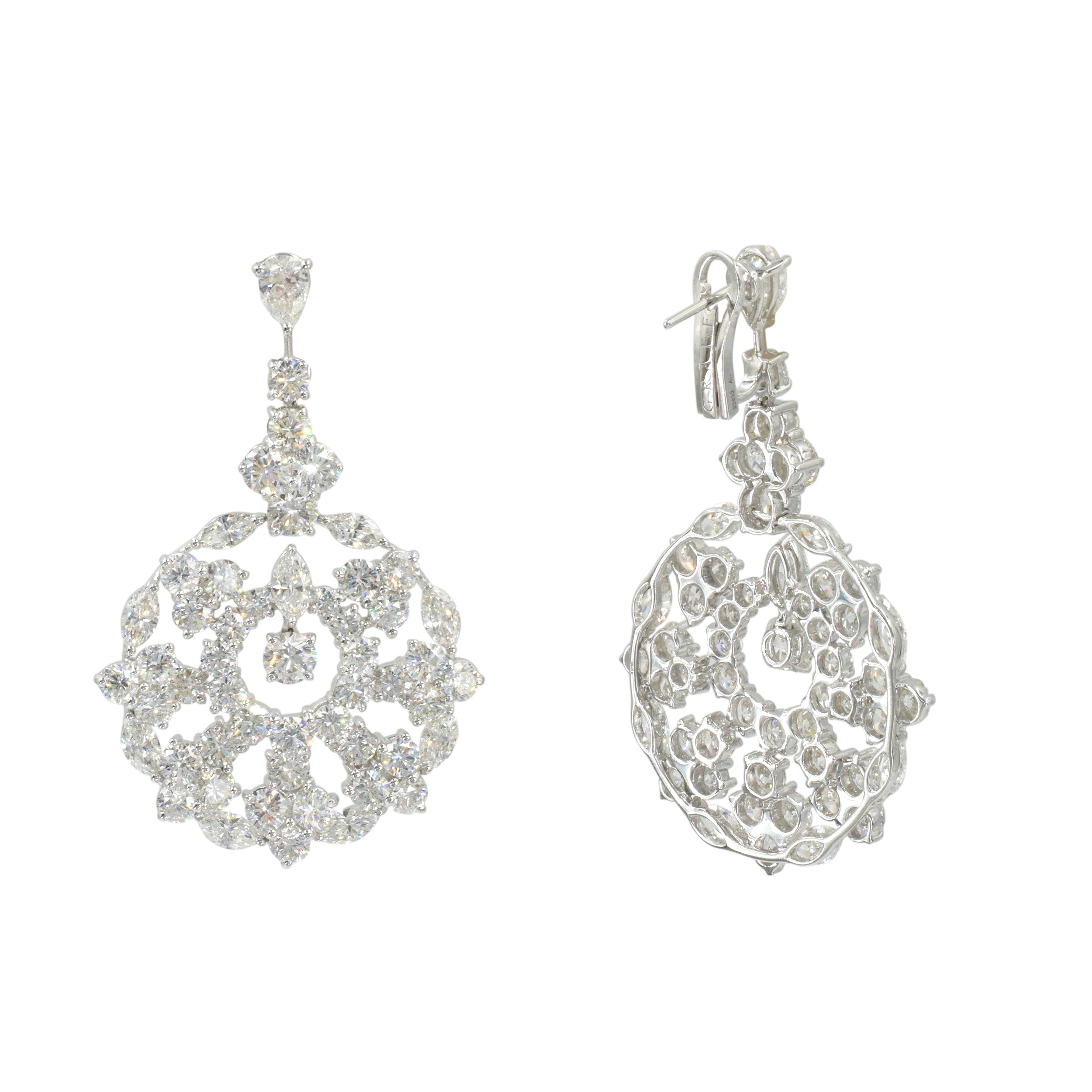 28.50ct Graff Diamond Pendant Earrings