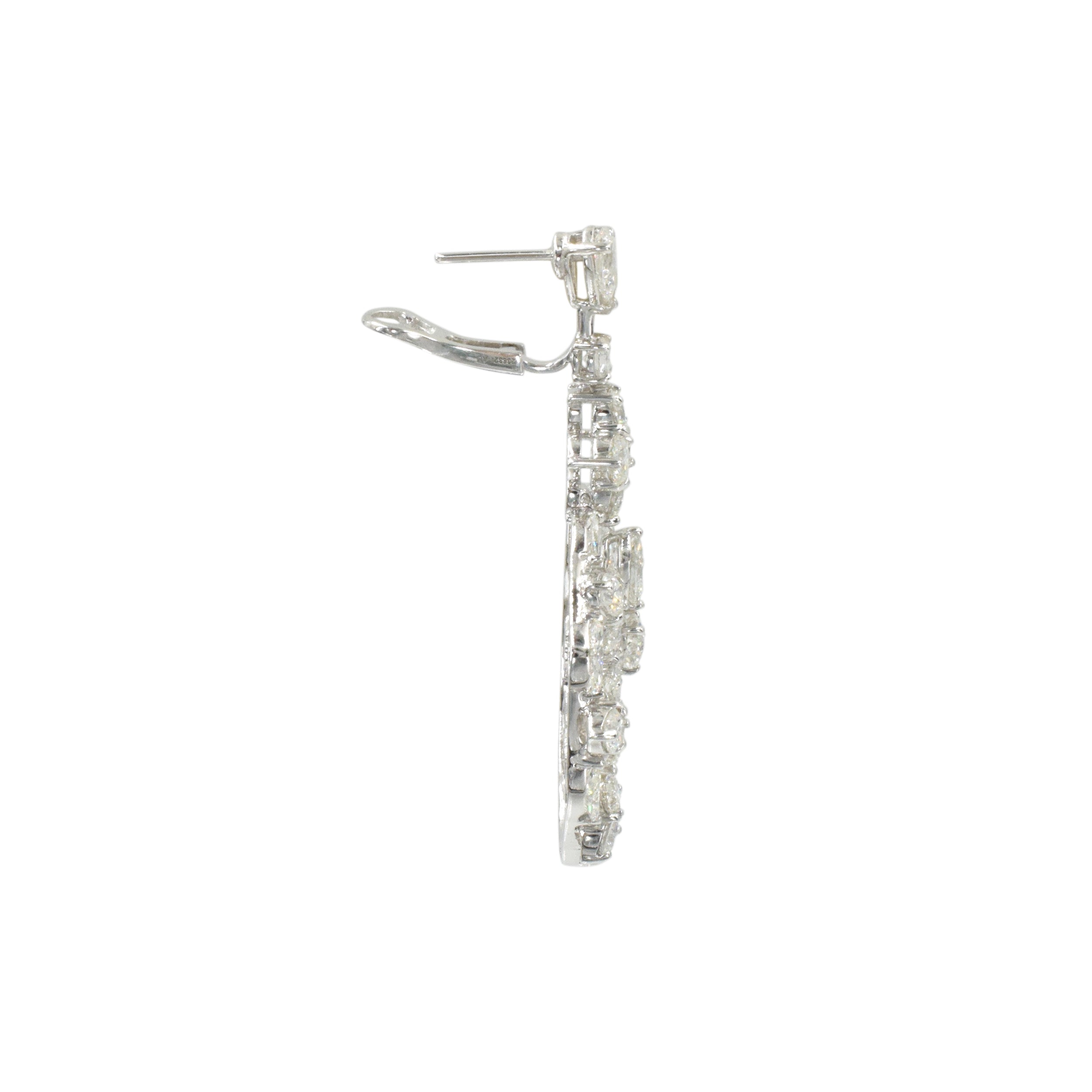 28.50ct Graff Diamond Pendant Earrings