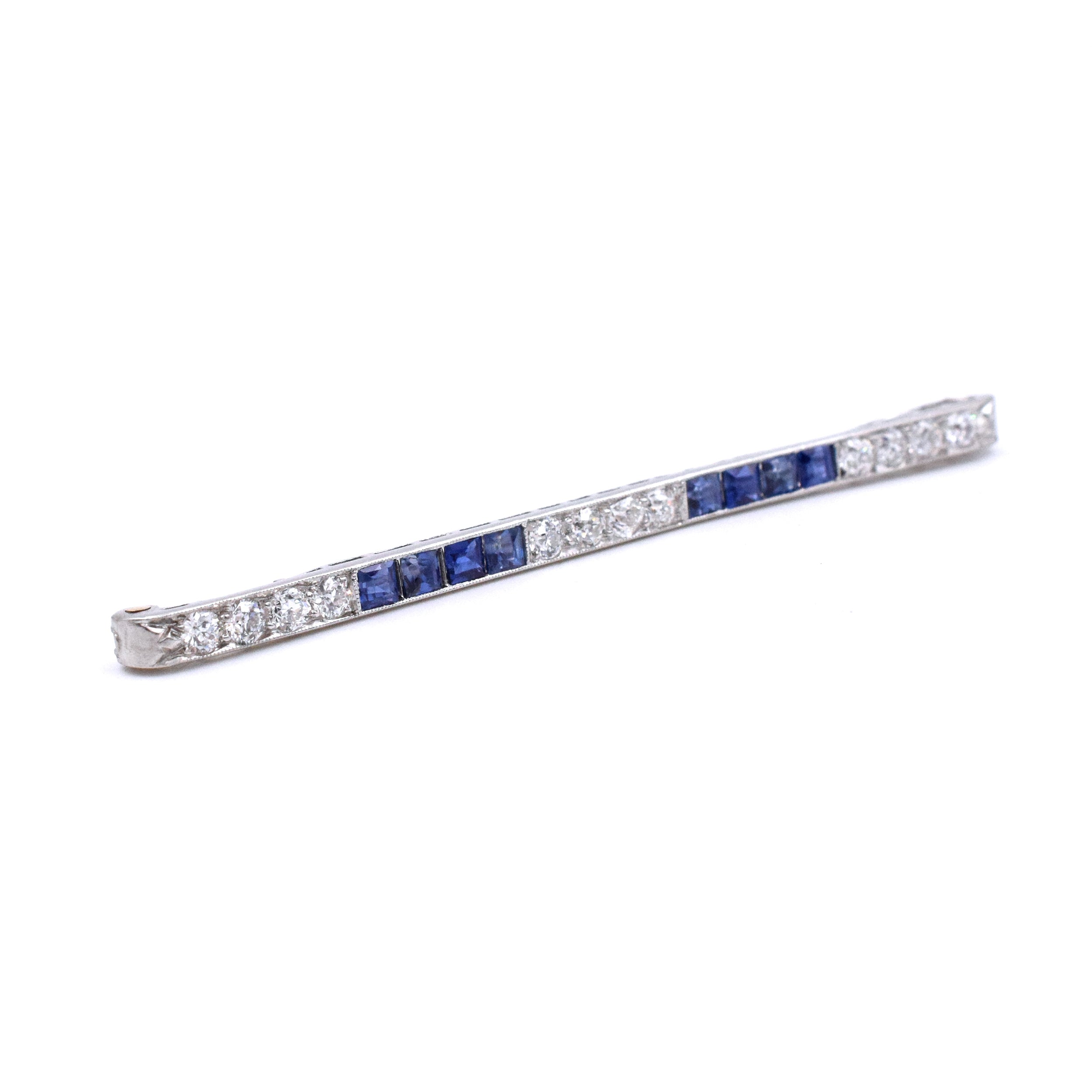 1910-1920 Diamond & Sapphire Brooch in Platinum