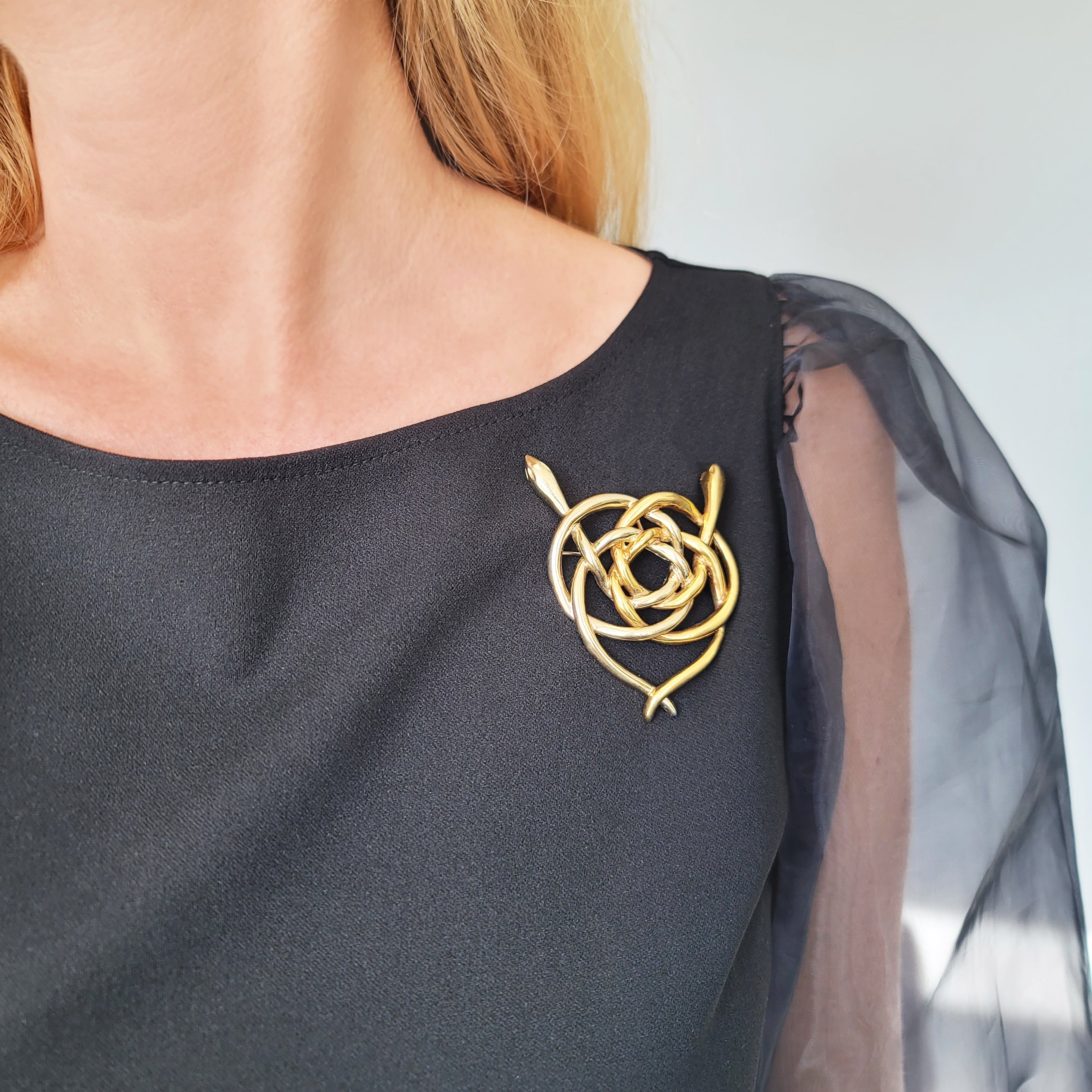 Two Snakes Brooch & Pendant in 18K Two-Tone Gold