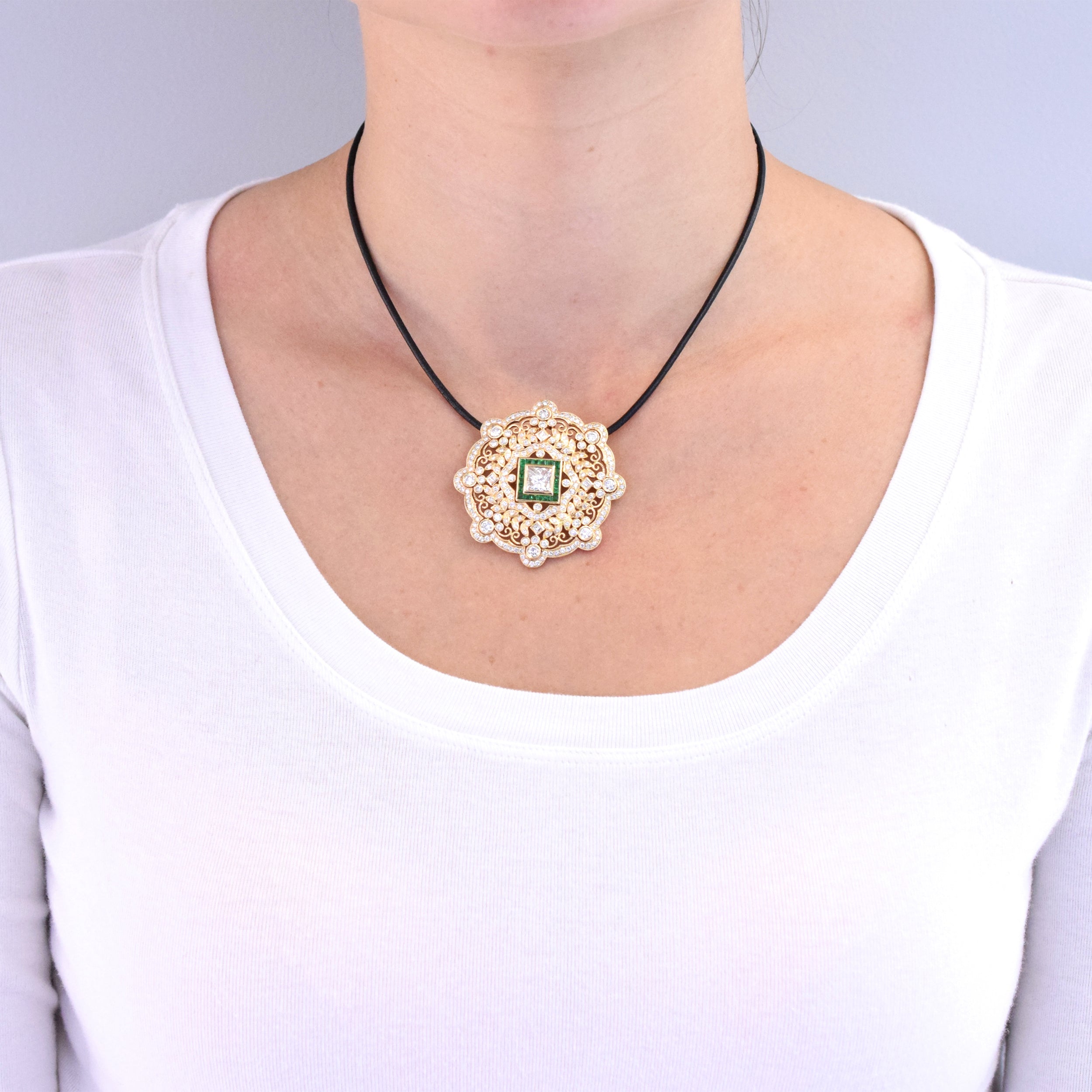 5.30ct Diamond & 0.50ct Emerald Mandala Brooch & Pendant
