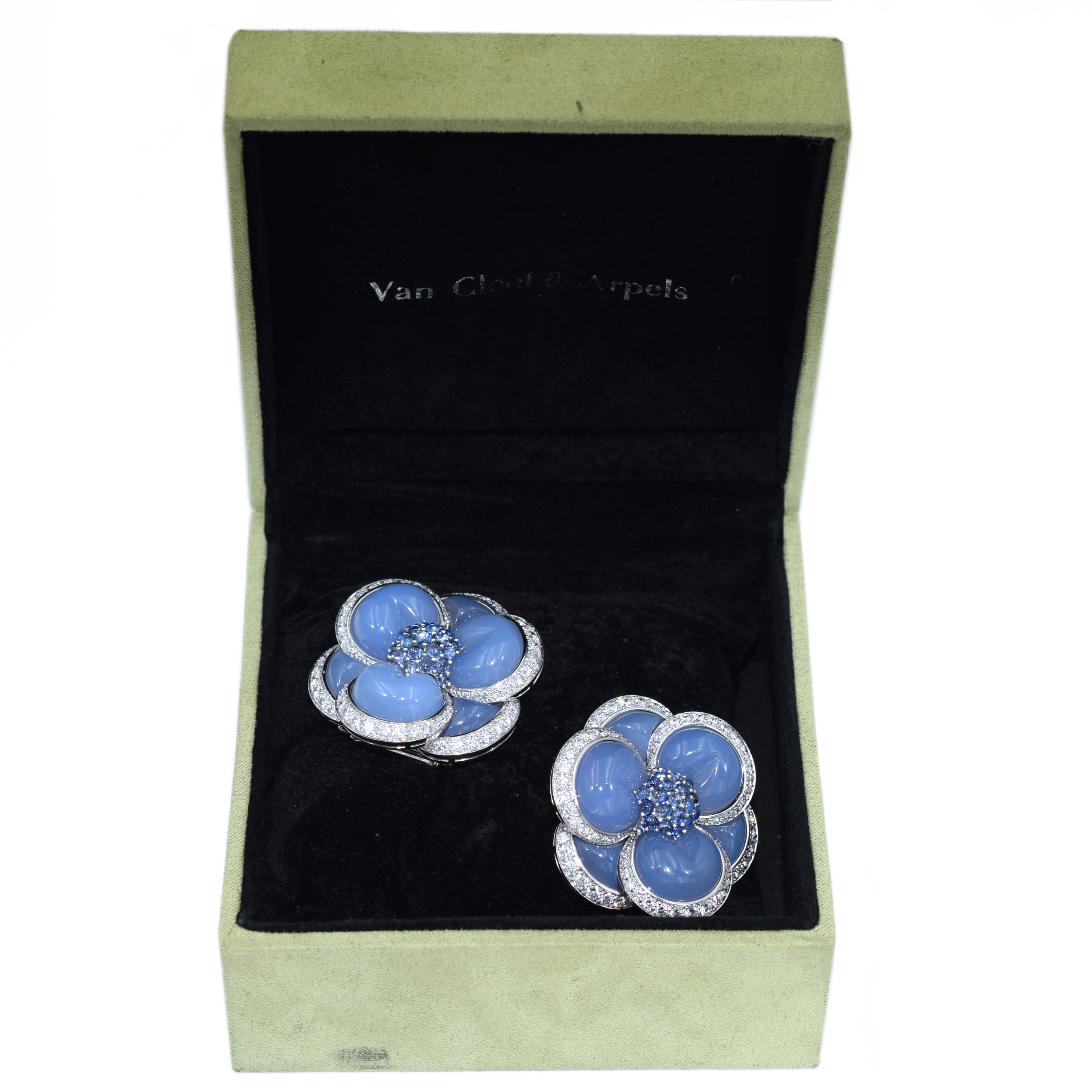 Van Cleef & Arpels Pair of Chalcedony, Sapphire & Diamond Gardenia Brooches In Platinum