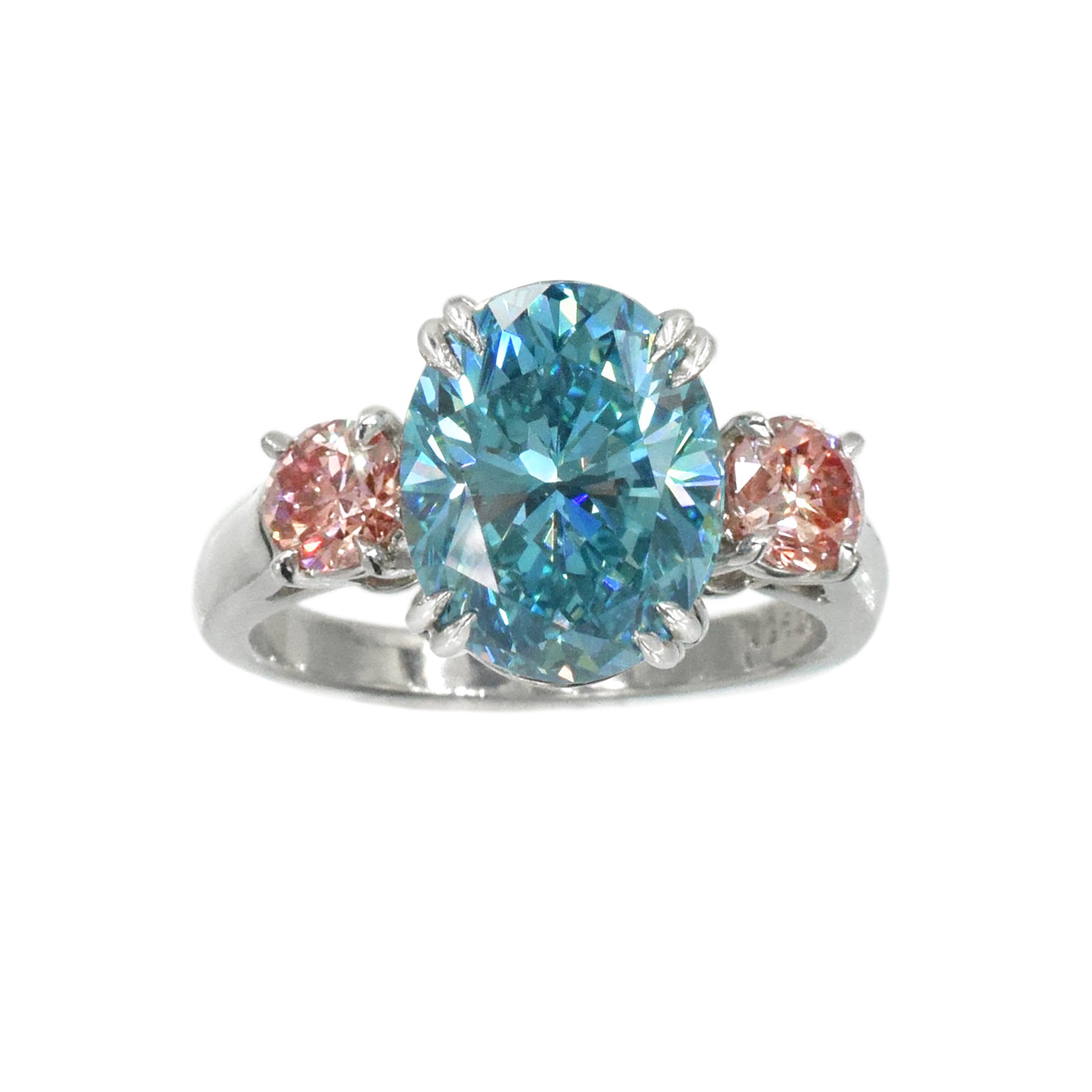 4.03ct Blue & 0.67ct Pink Diamond Ring in Platinum