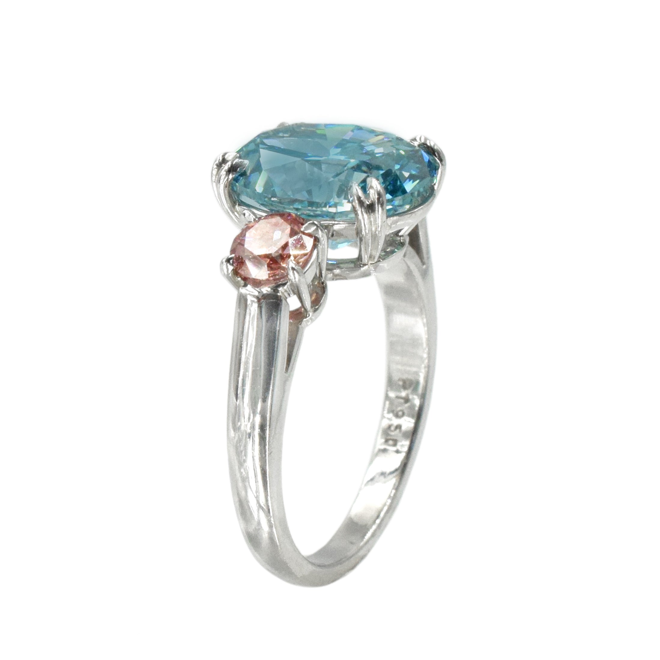 4.03ct Blue & 0.67ct Pink Diamond Ring in Platinum