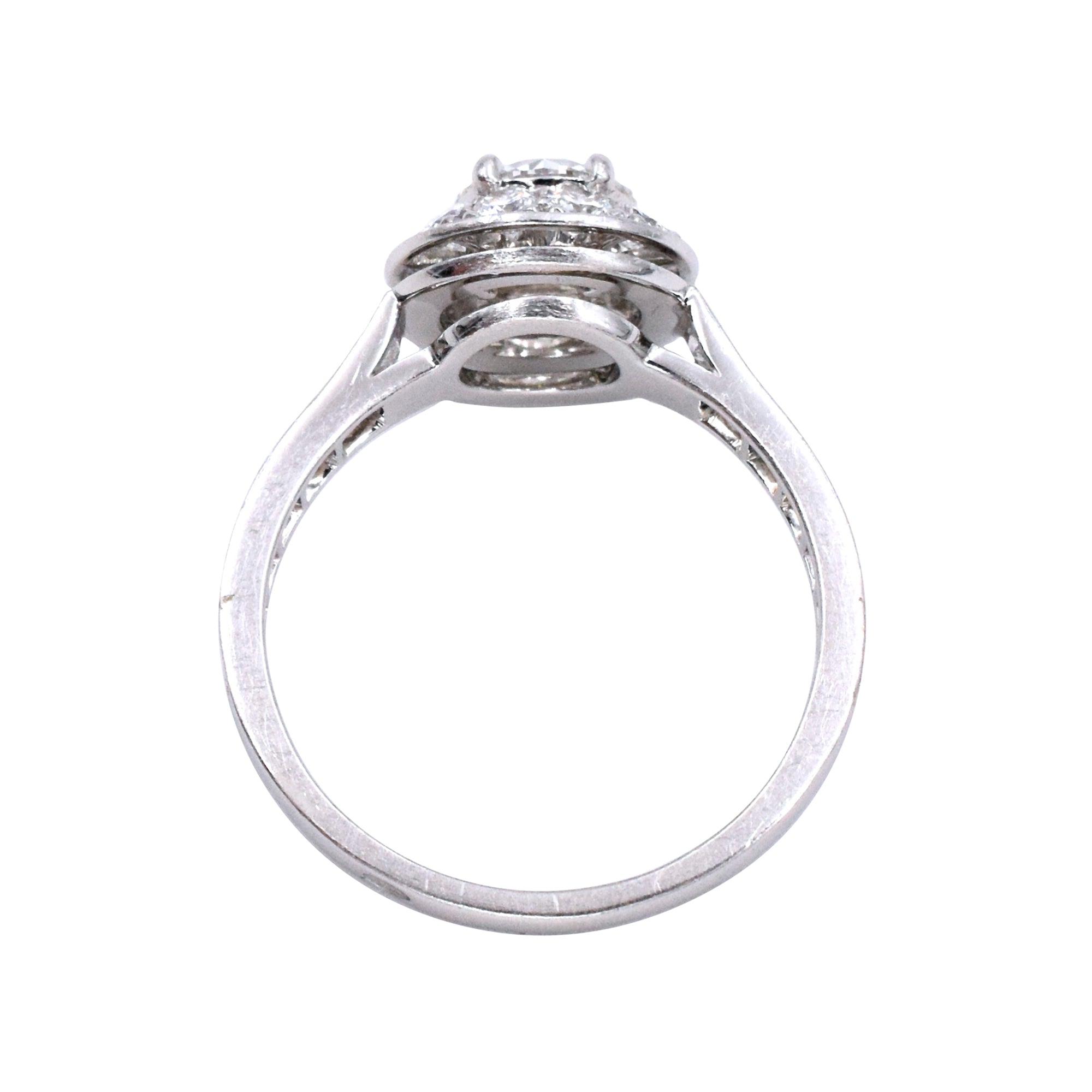 Van Cleef & Arpels Icône Solitaire Diamond Engagement Ring