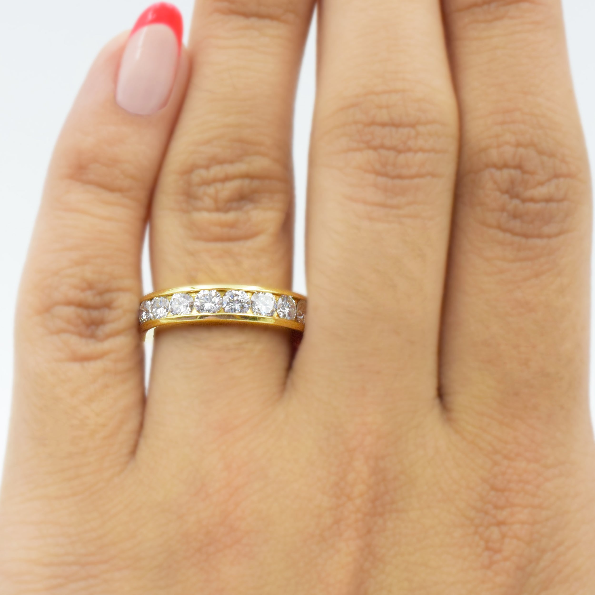 3.30ct Round Diamond Eternity Band in 18K Yellow Gold