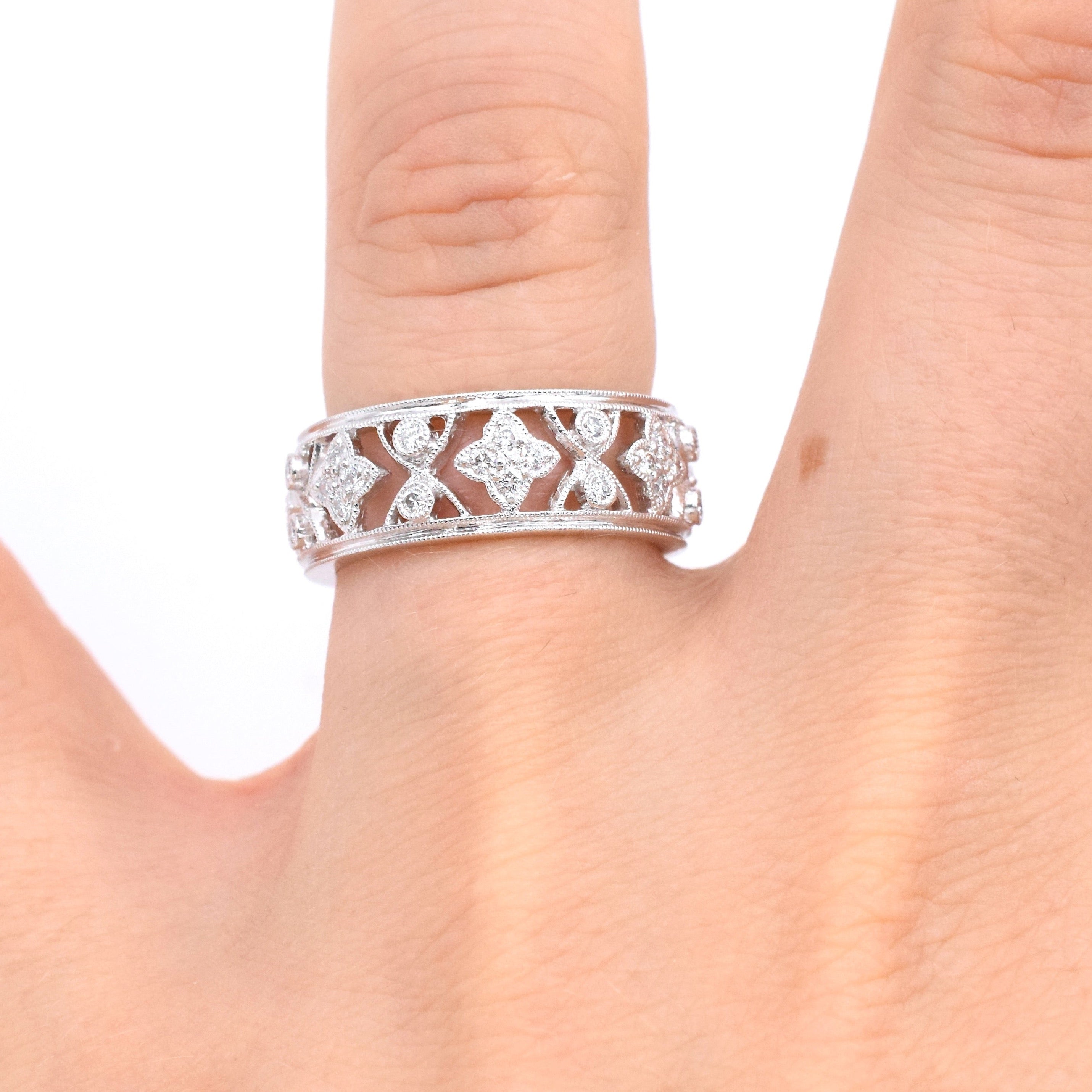 0.98ct Diamond Eternity Band in Platinum