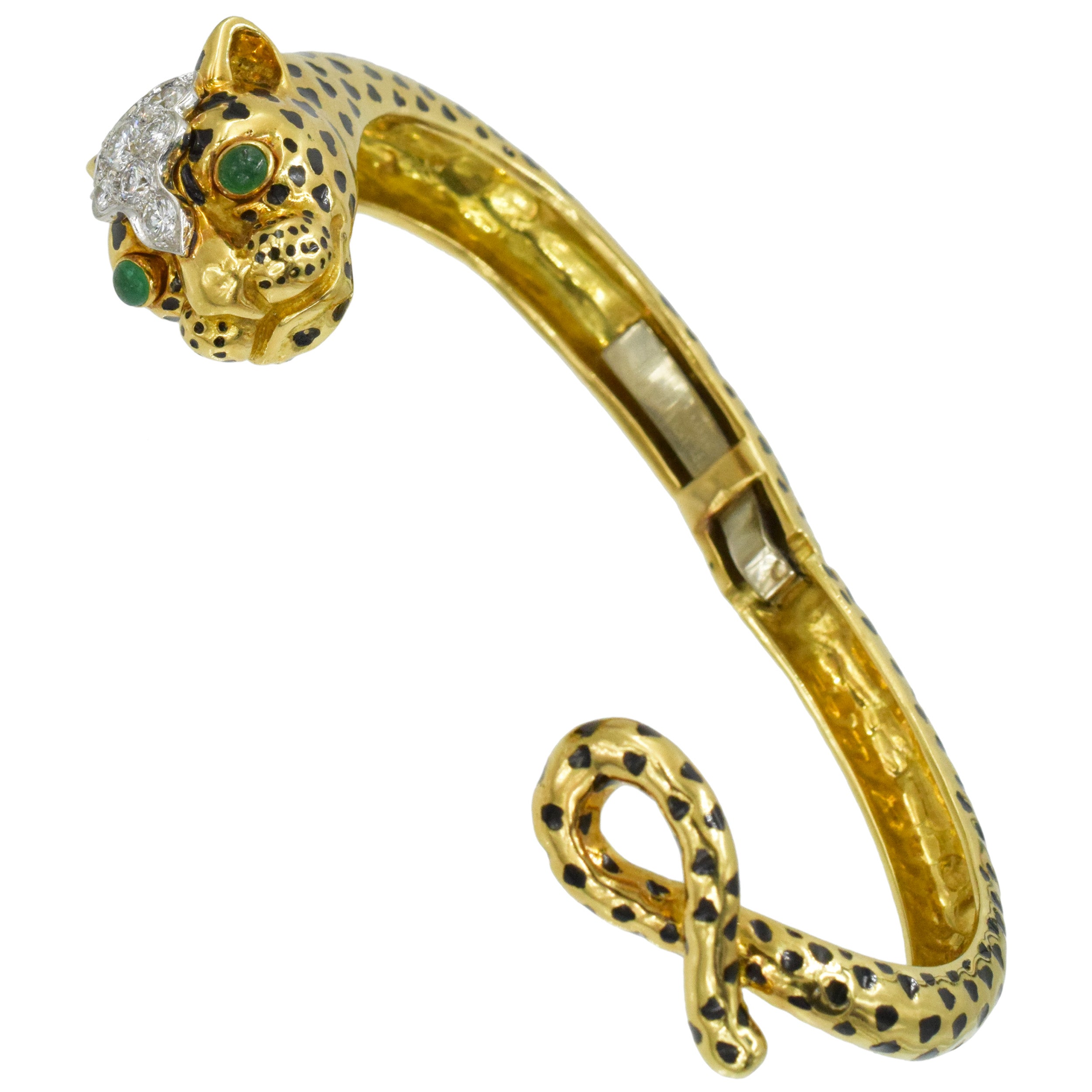 David Webb Diamond, emerald and black enamel Leopard bracelet in 18k yellow gold and platinum.&nbsp;