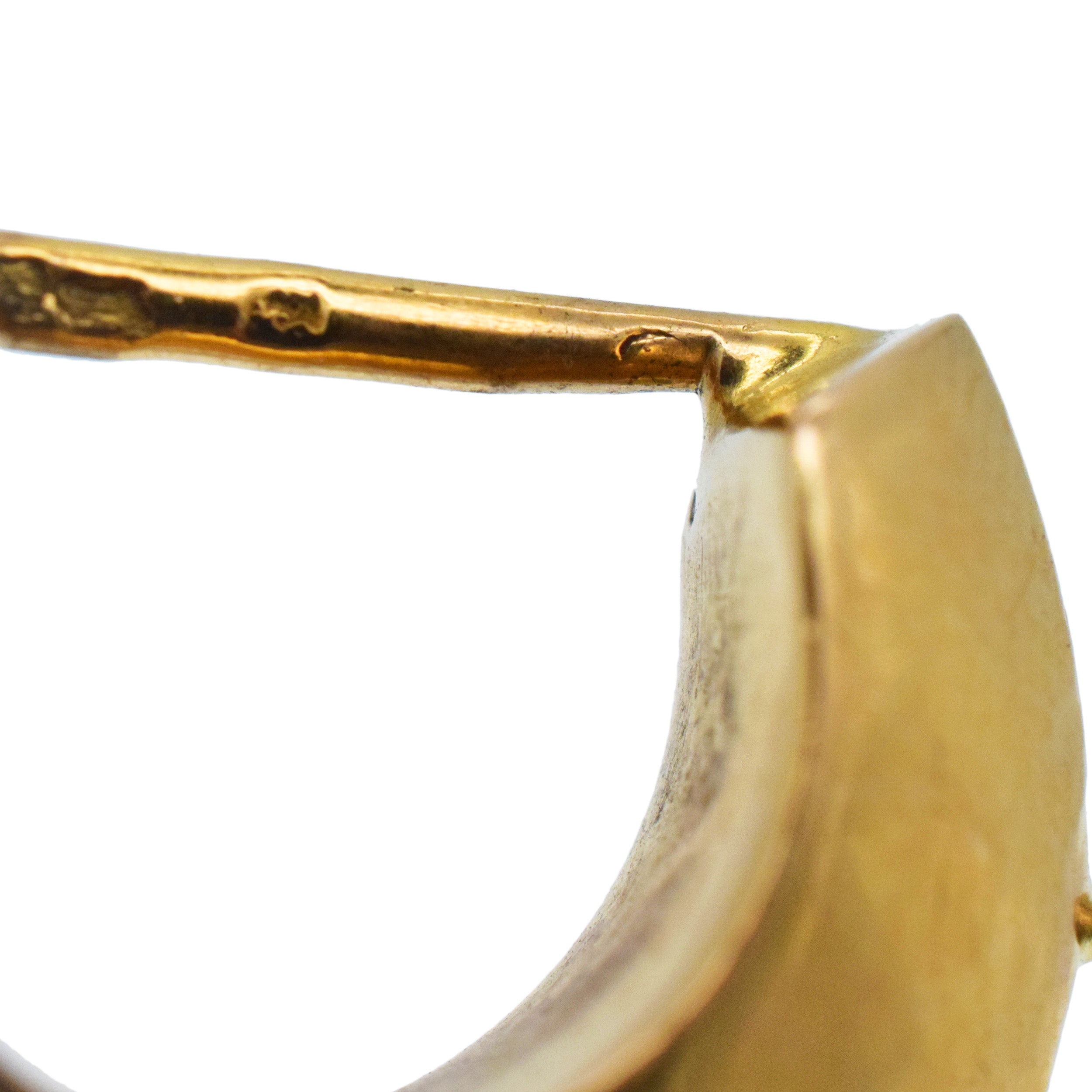 1940's Fancy Shape Dome Link Bracelet In 18k Yellow Gold