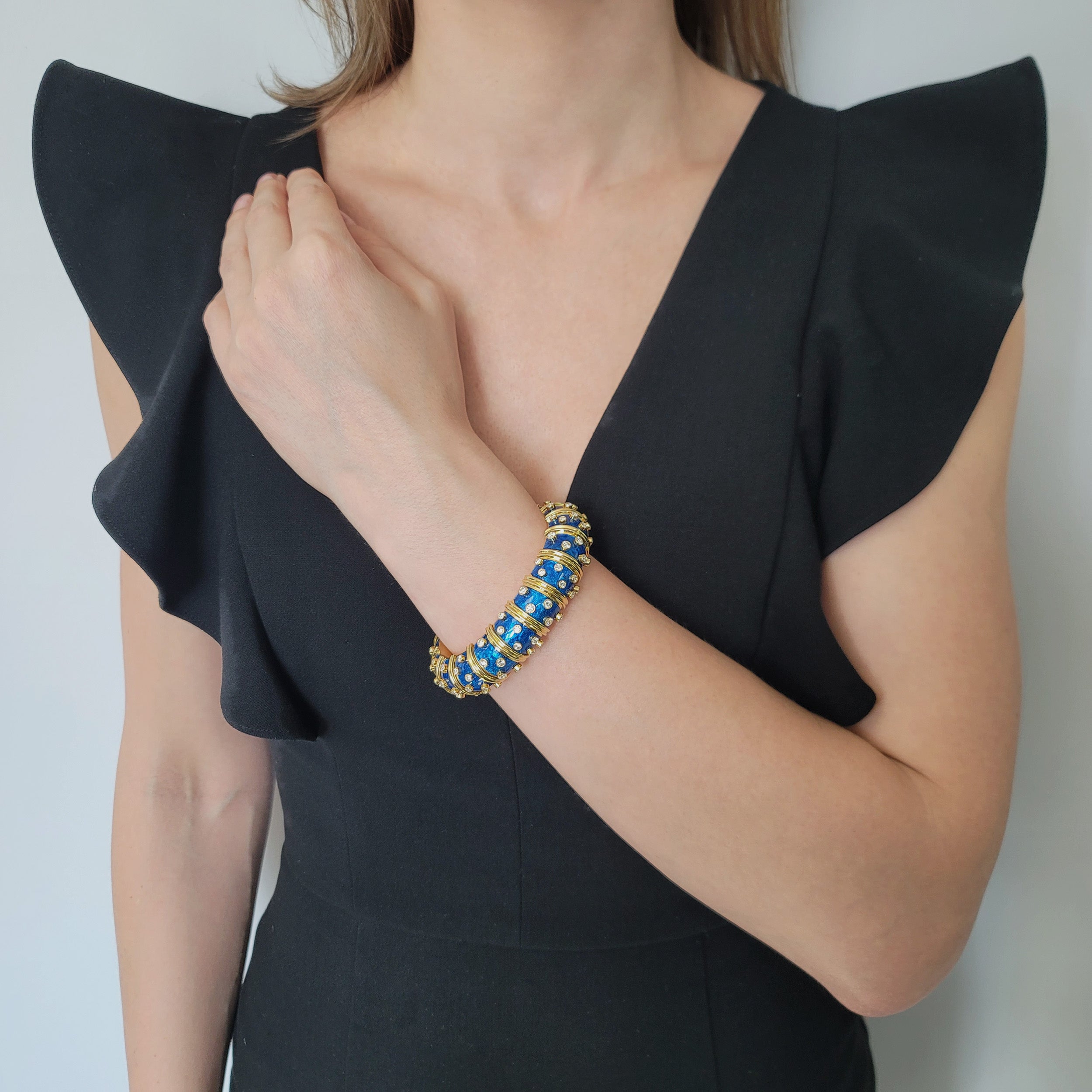 Tiffany & Co. Schlumberger Diamond And Blue Enamel Bangle In 18k Yellow Gold