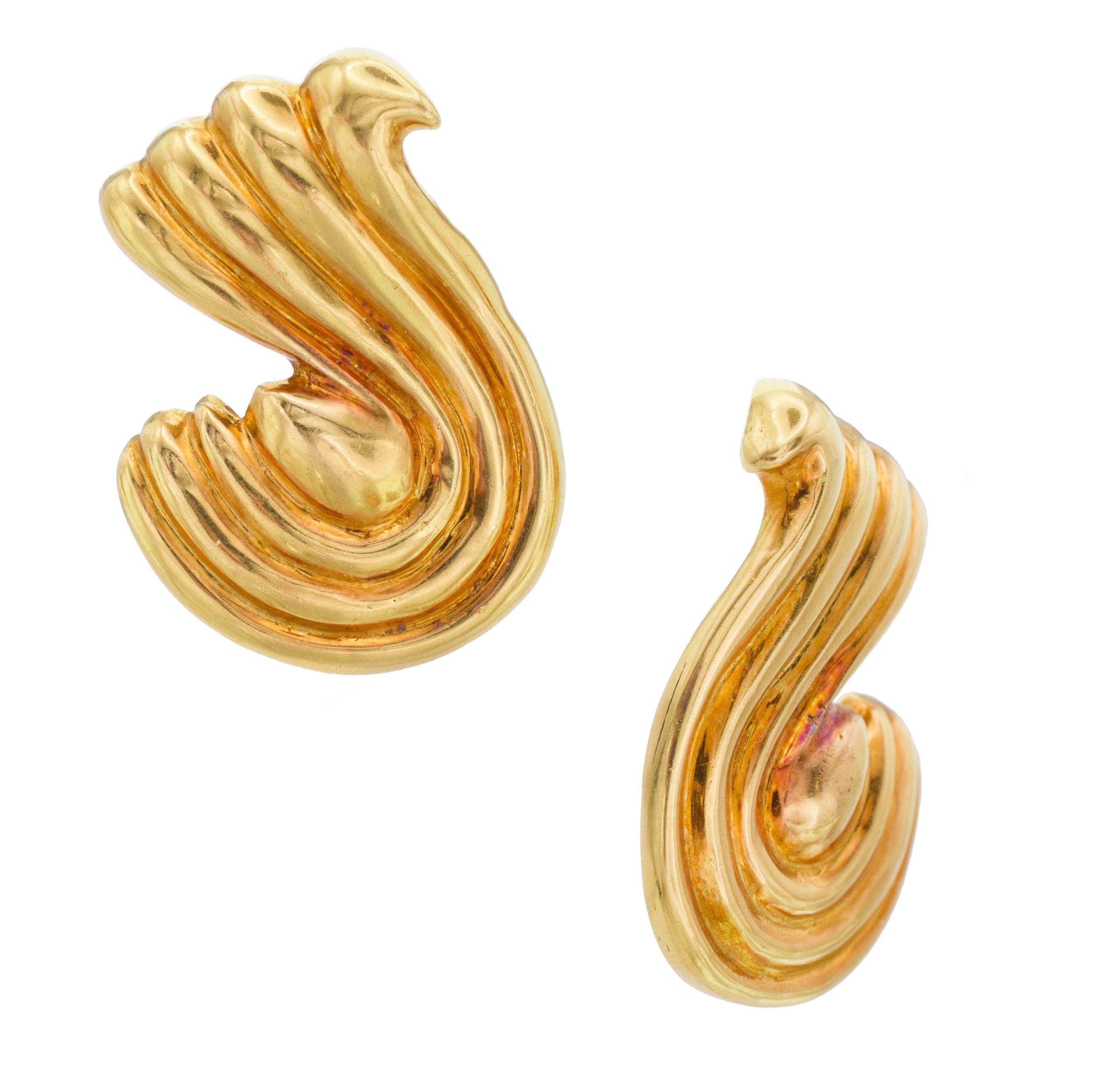 Vintage 18K Yellow Gold Fluted Ribbon Ear-Clip Earrings
