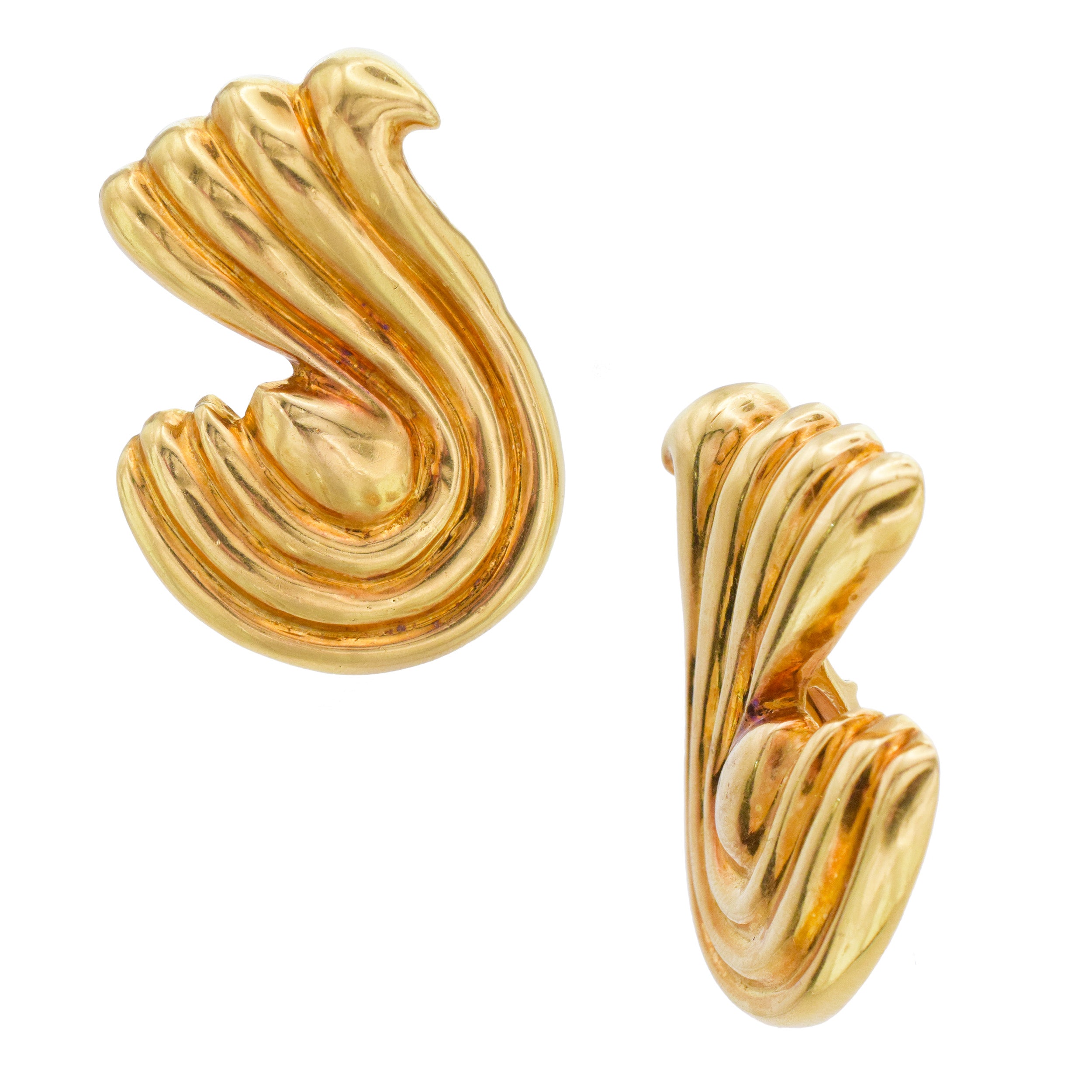 Vintage 18K Yellow Gold Fluted Ribbon Ear-Clip Earrings