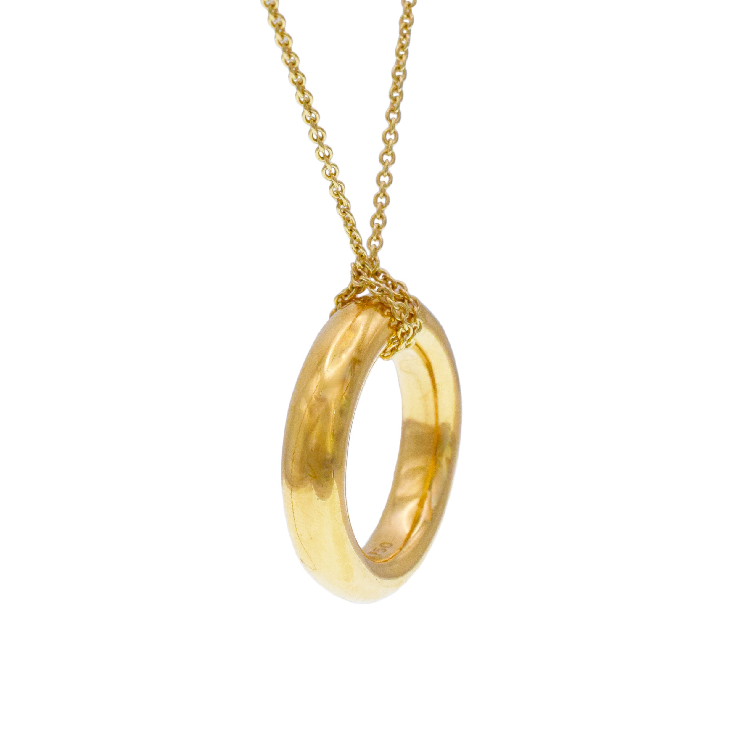 18k Yellow Gold Circle Pendant And Chain