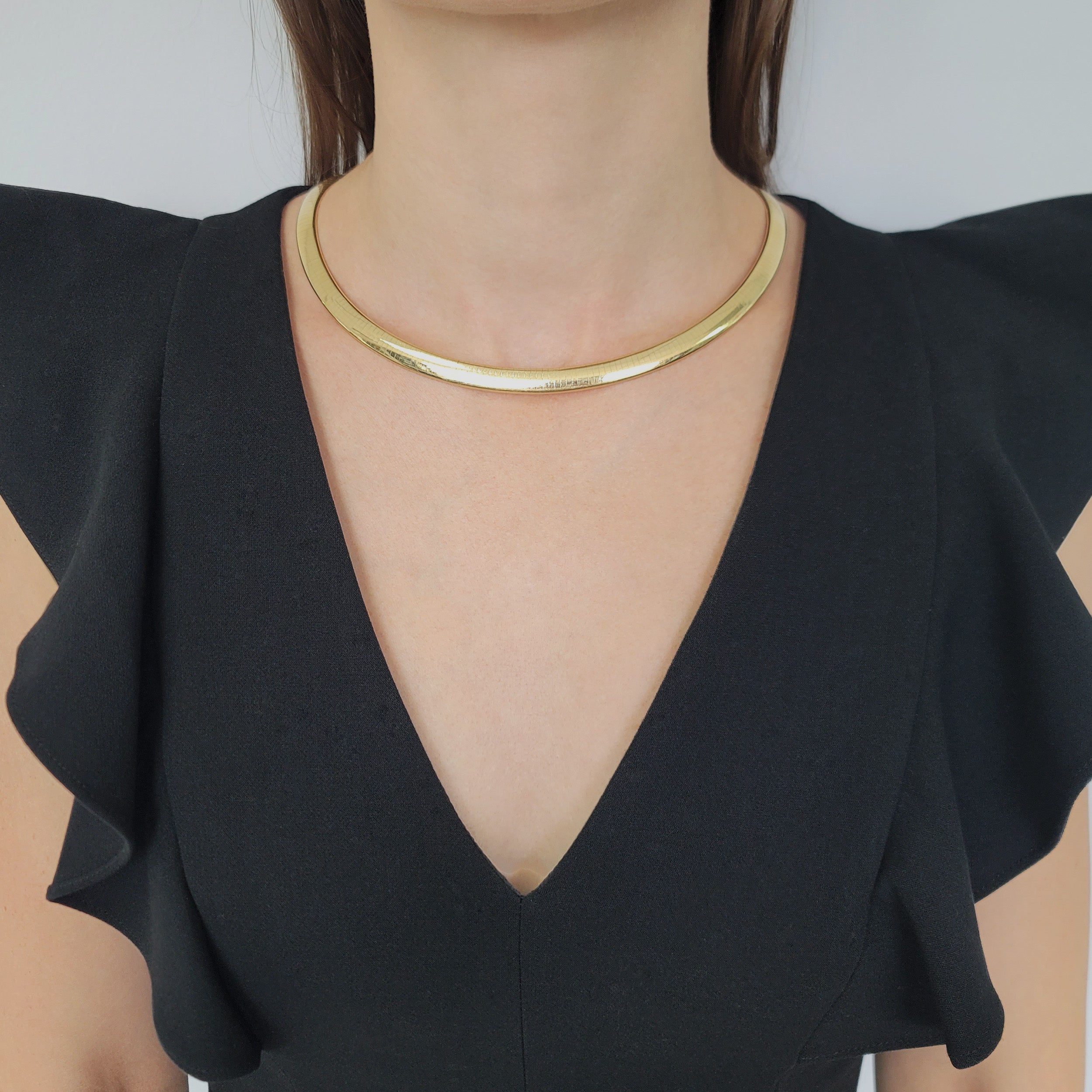 14k Yellow Gold Omega Chain Necklace