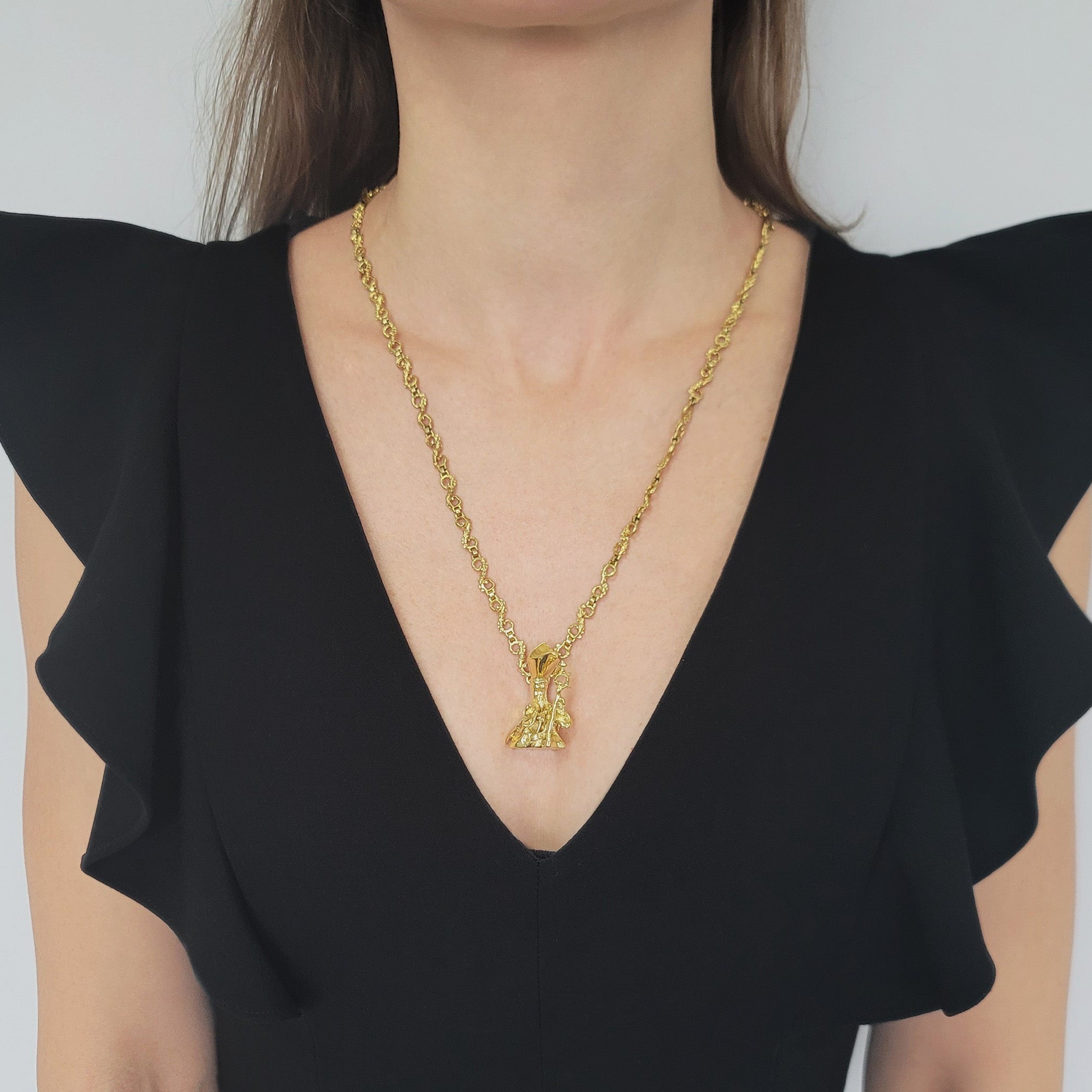 Salvador Dali "San Narciso de las Moscas" Pendant Necklace And Bracelet Suite In 18k Yellow Gold