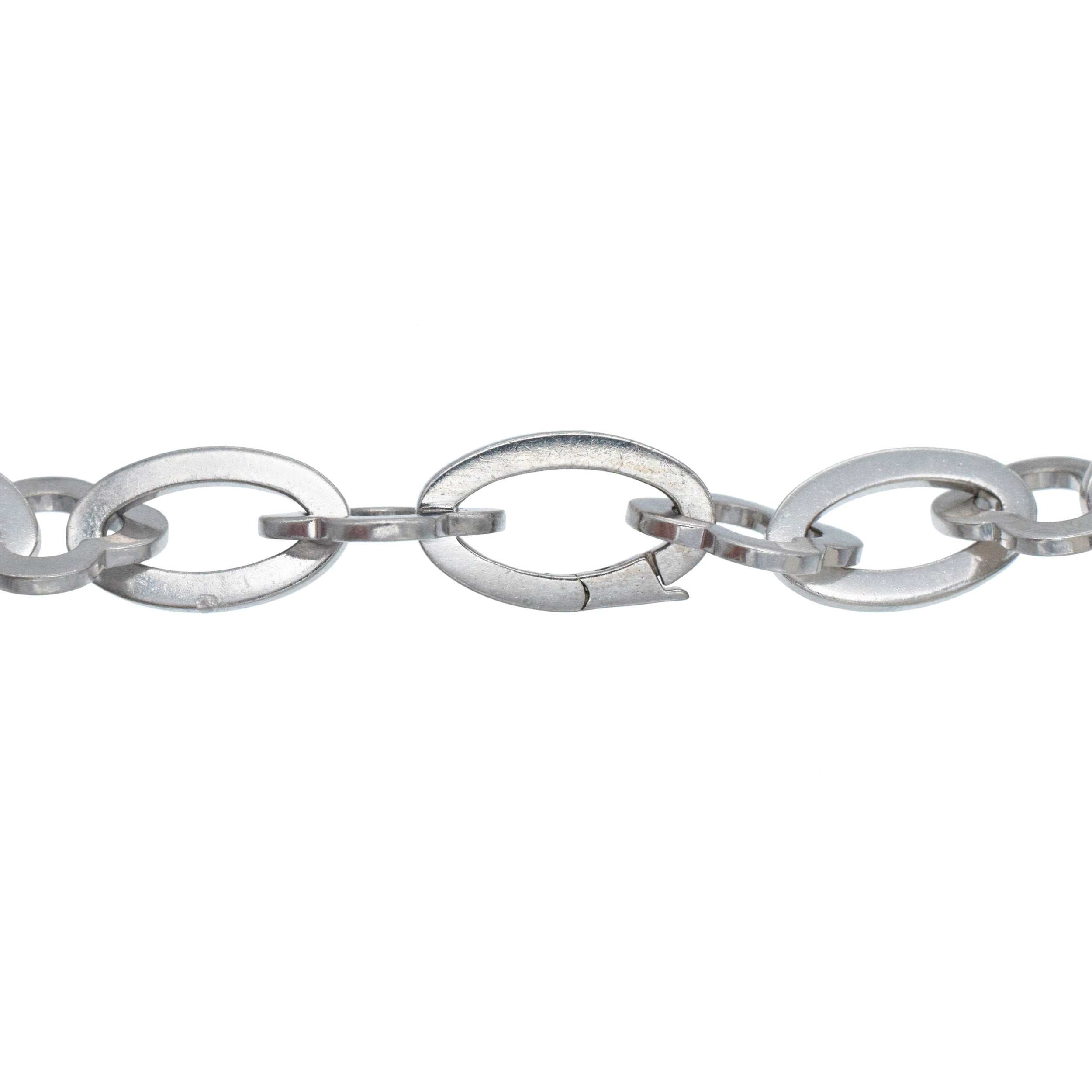 Van Cleef & Arpels Byzantine Alhambra Necklace In 18k White Gold