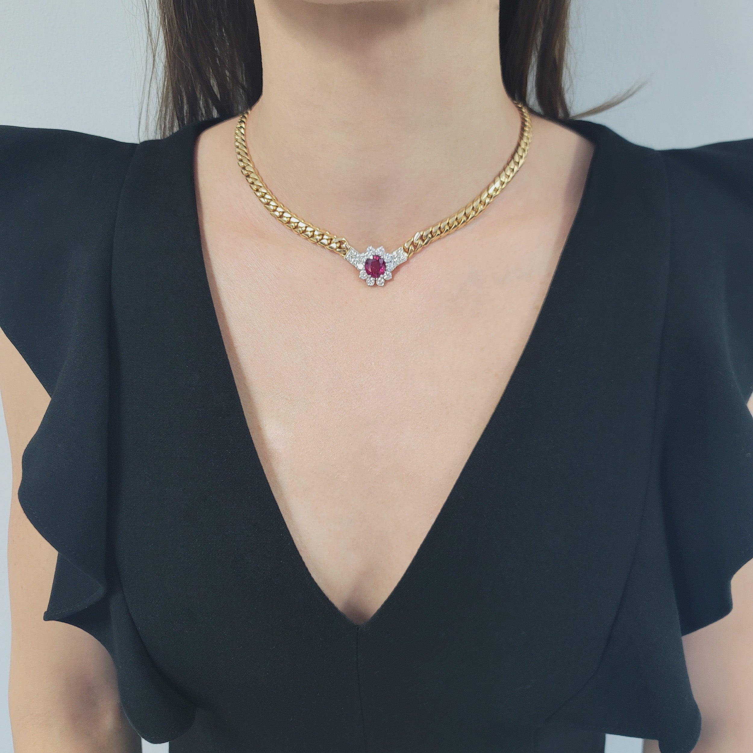 Diamond And Ruby Necklace In 18k Yellow Gold