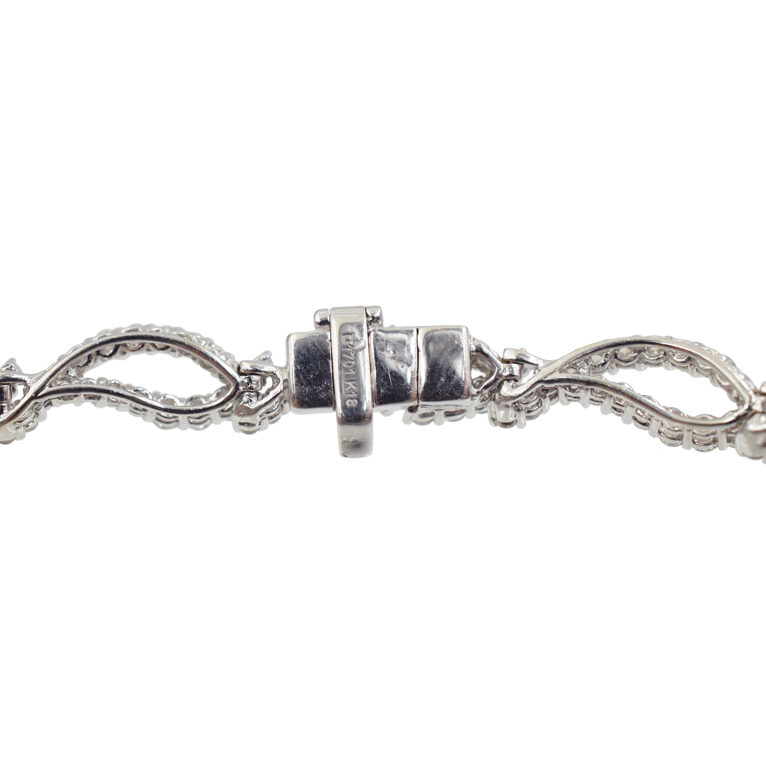 17.00ct Diamond Necklace In 18k White Gold