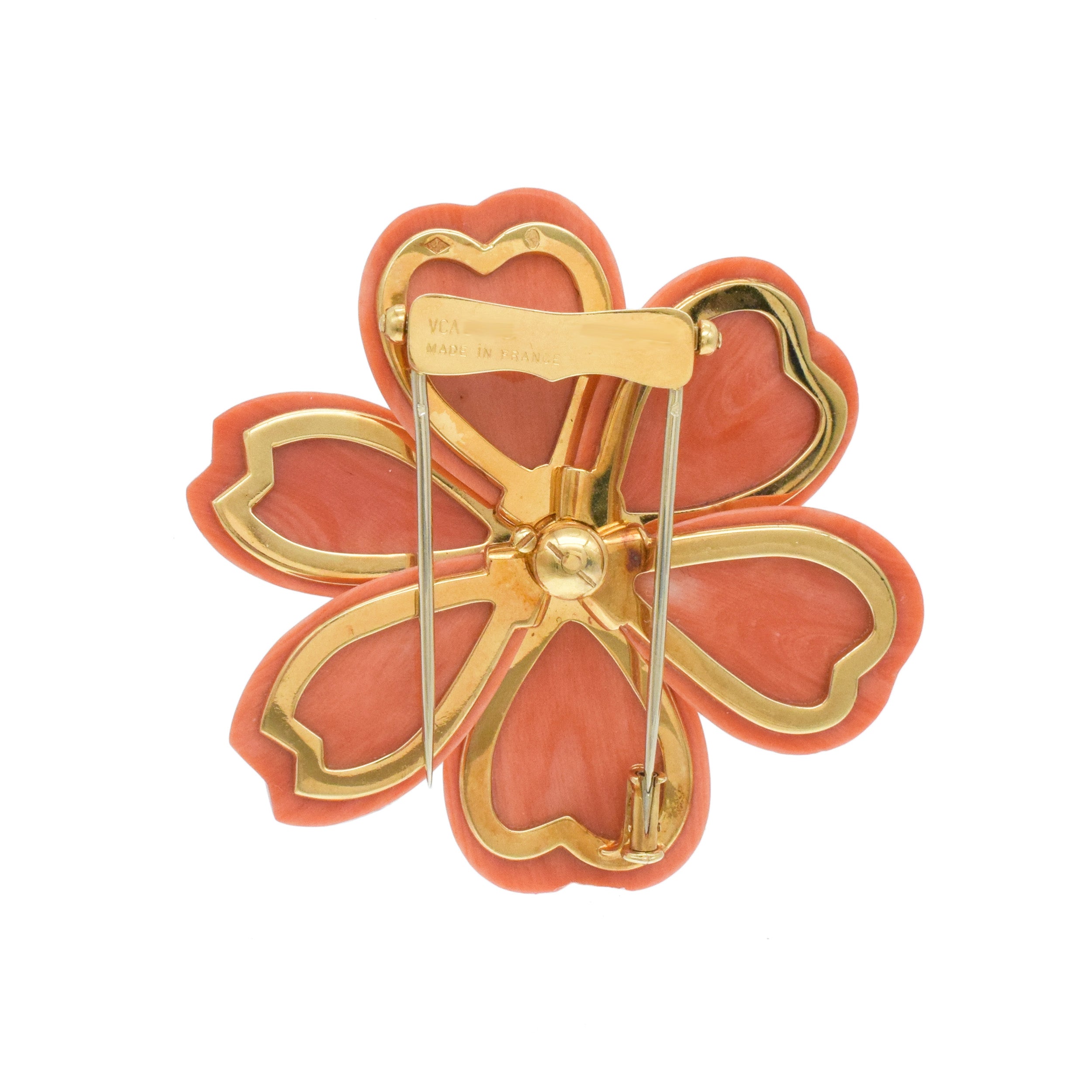Van Cleef &. Arpels Coral ’Rose de Noel’ In 18k Yellow Gold