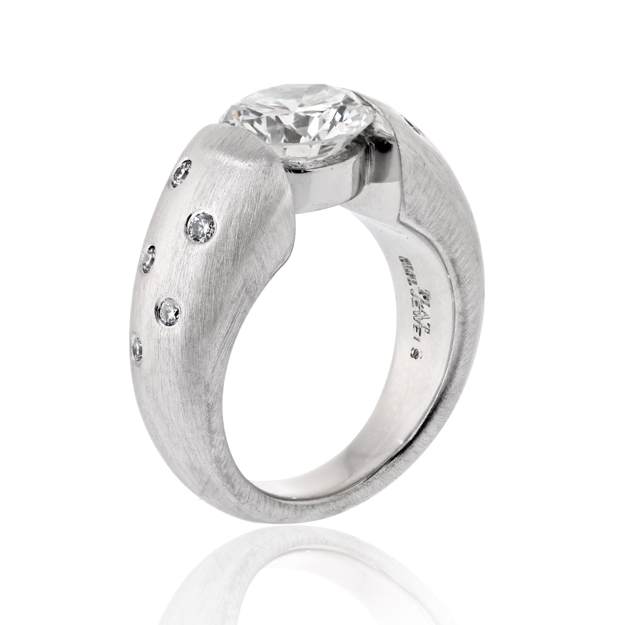 2.00ct GIA Round Brilliant Cut Diamond Ring In Platinum