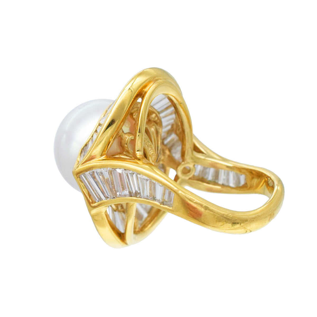 Harry Winston Vintage Pearl And Diamond Ring In 18k Yellow Gold Plated Platinum
