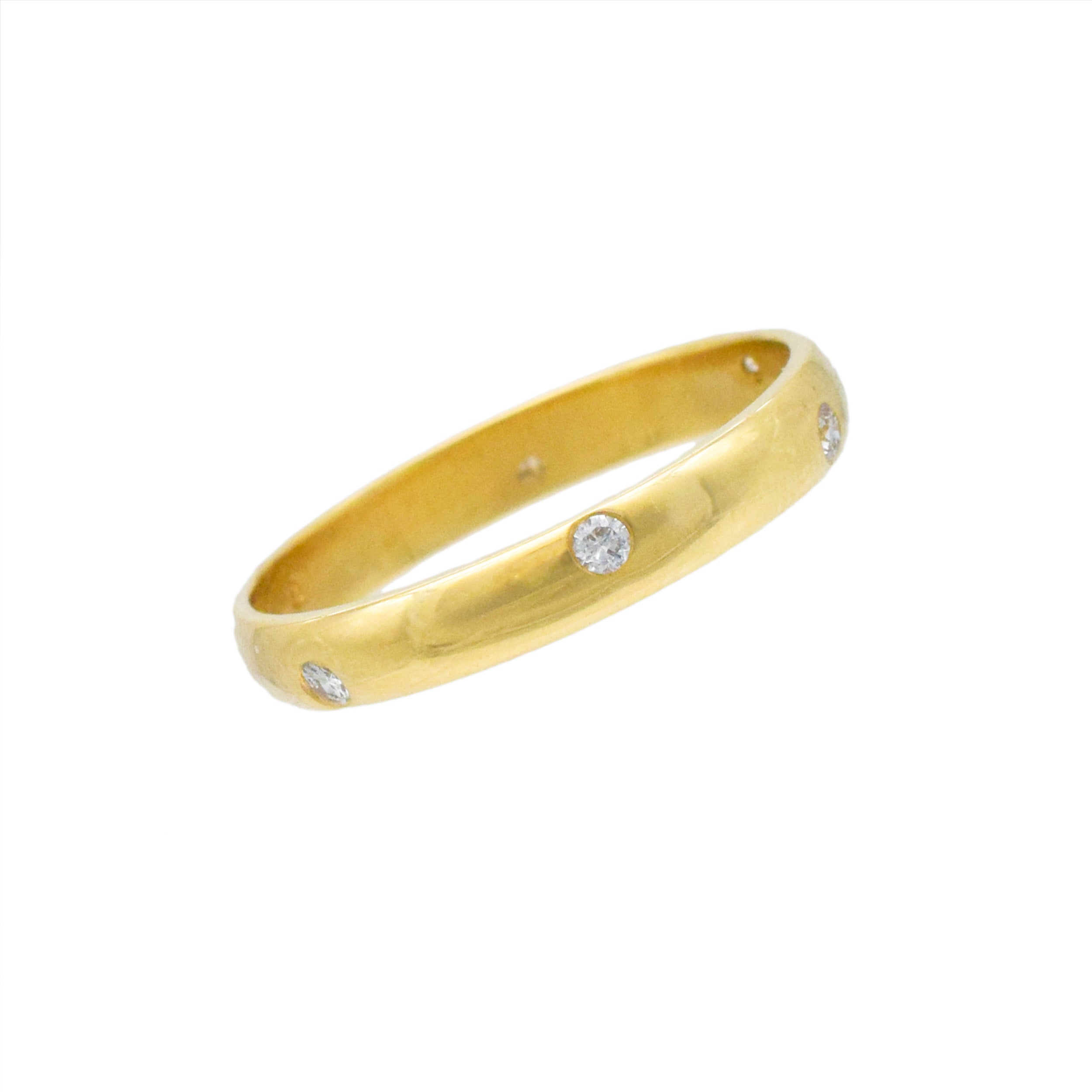 Diamond Etoile Wedding Band In 18k Yellow Gold
