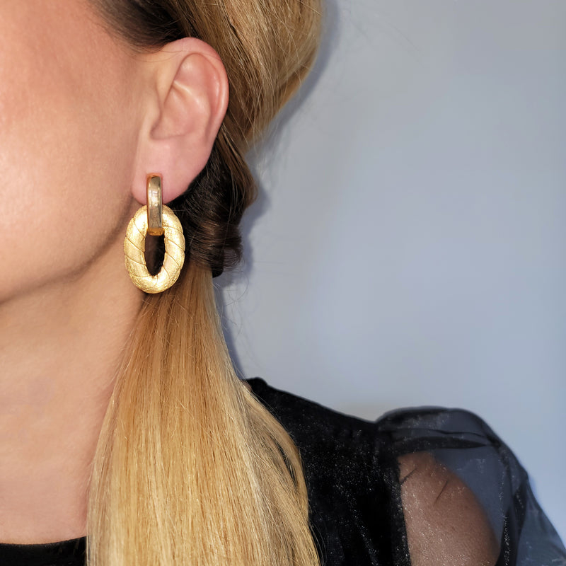 Doorknocker Earrings in 18K Yellow Gold