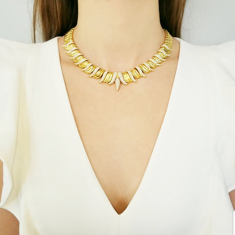 Elegant 10ct Diamond & 18k Yellow Gold Necklace