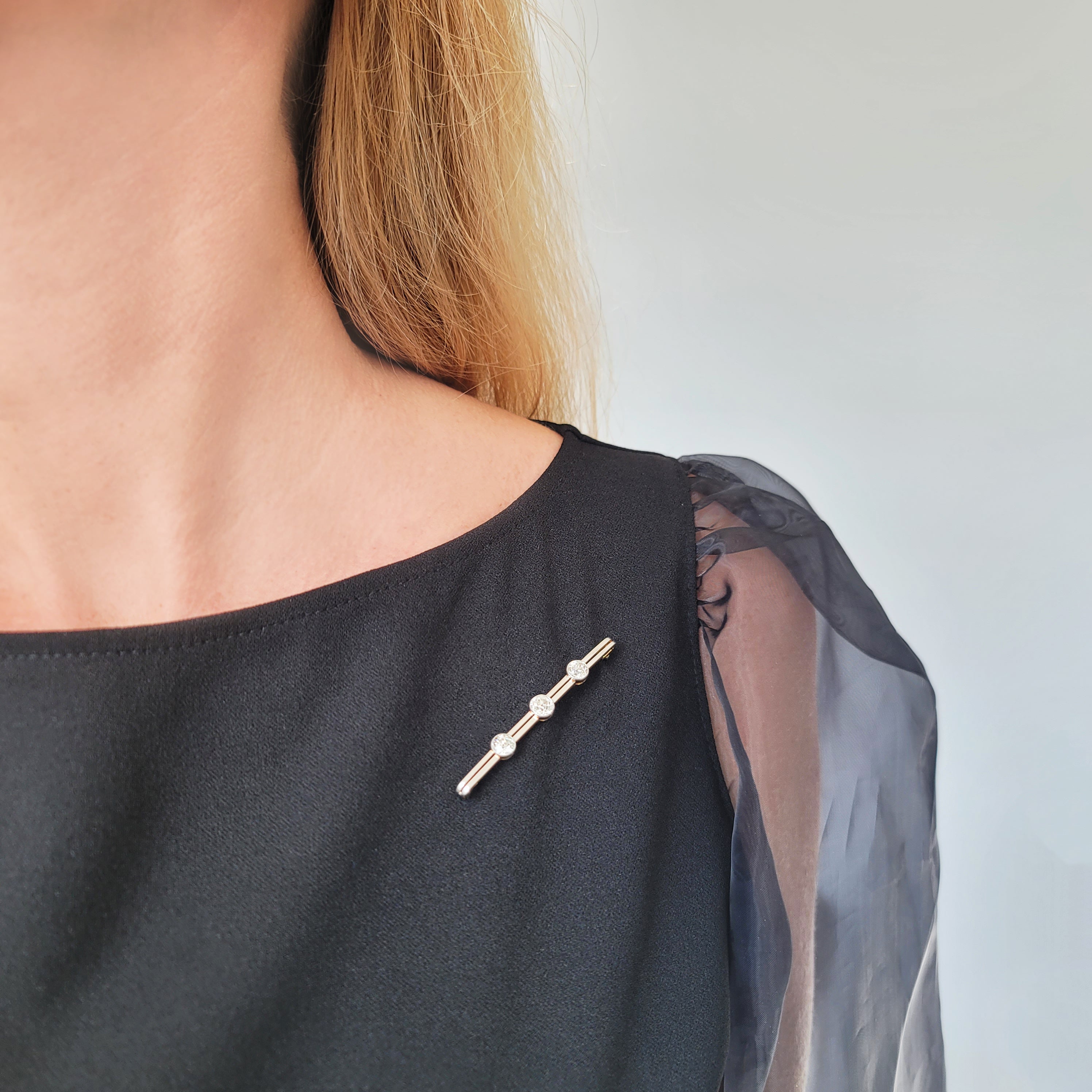 Vintage 2.40ct Diamond Barre Pin